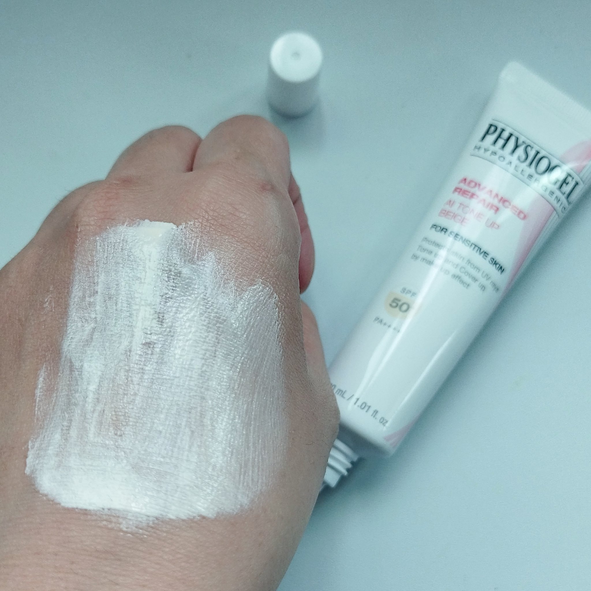 アドバンスドリペア　ＡＩトーンアップ　ベージュ/PHYSIOGEL/日焼け止めクリームを使ったクチコミ（3枚目）