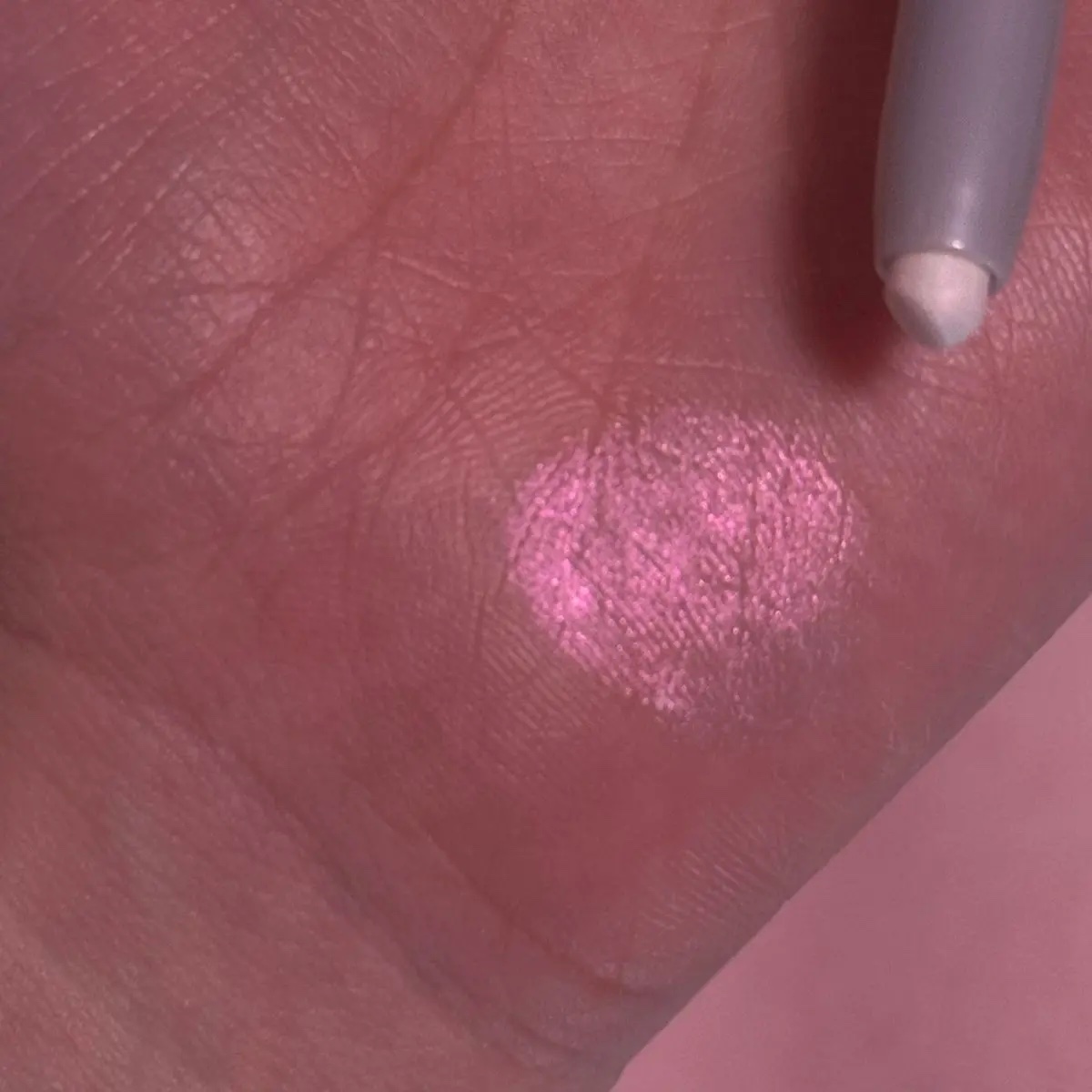 グリッツロングウェアスティックシャドウ/wakemake/パウダーアイシャドウを使ったクチコミ（1枚目）