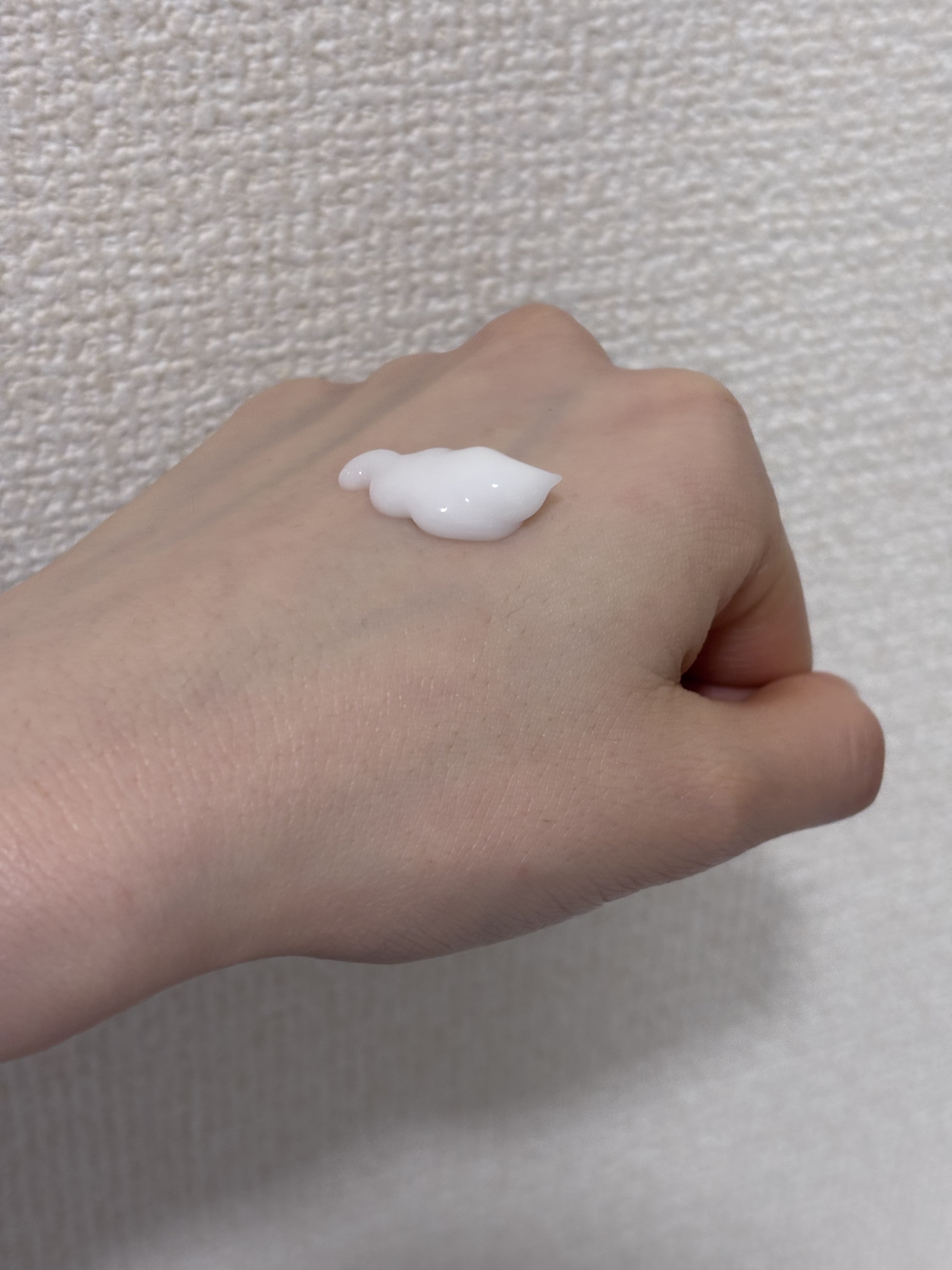 エッセンスインヘアミルク/オルビス/ヘアミルクを使ったクチコミ（3枚目）