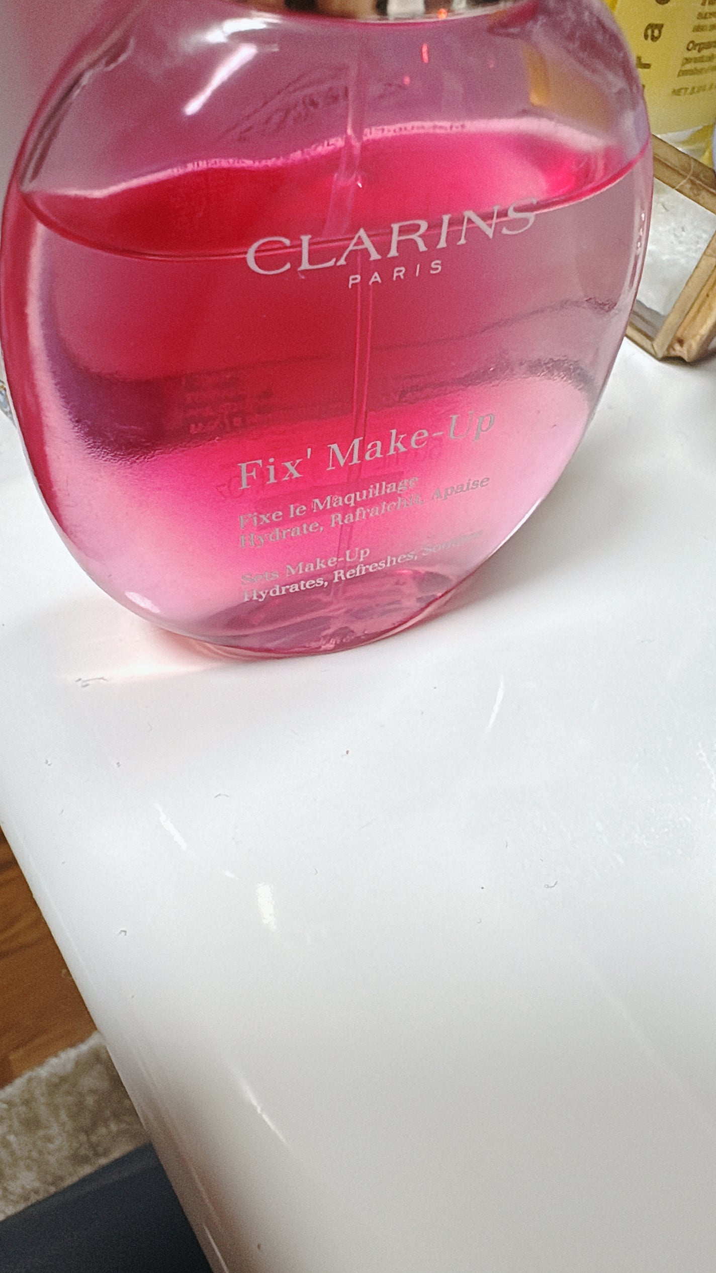 フィックス メイクアップ N/CLARINS/ミスト状化粧水を使ったクチコミ(1枚目)