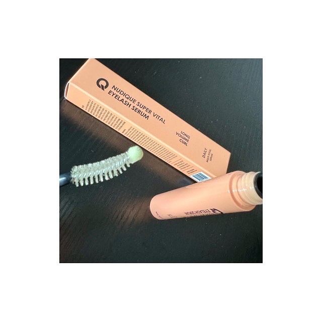 スーパーバイタルアイラッシュセラム/NUDIQUE/まつげ美容液を使ったクチコミ（2枚目）