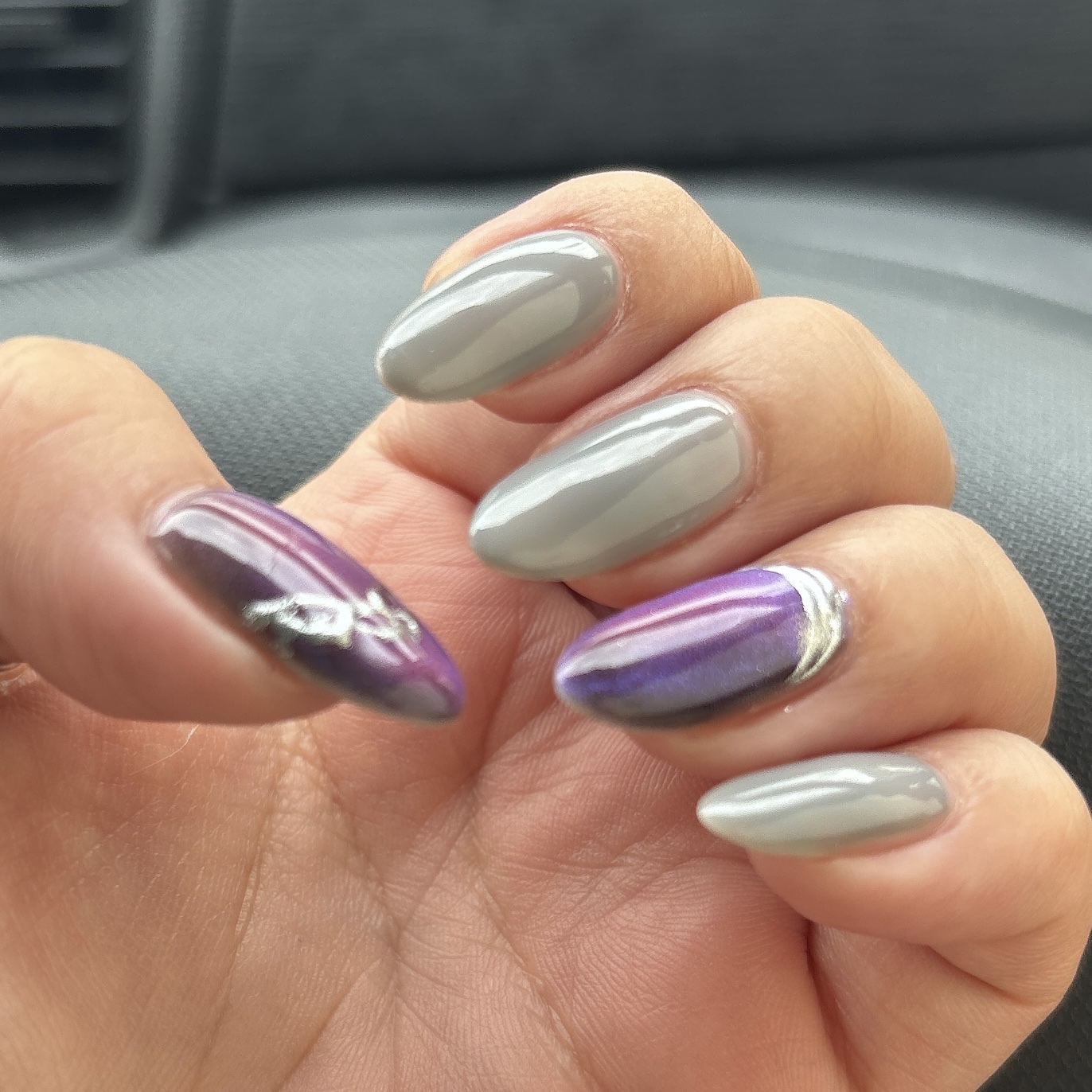 ジェルネイル グレー/セリア/ジェルネイルを使ったクチコミ（2枚目）