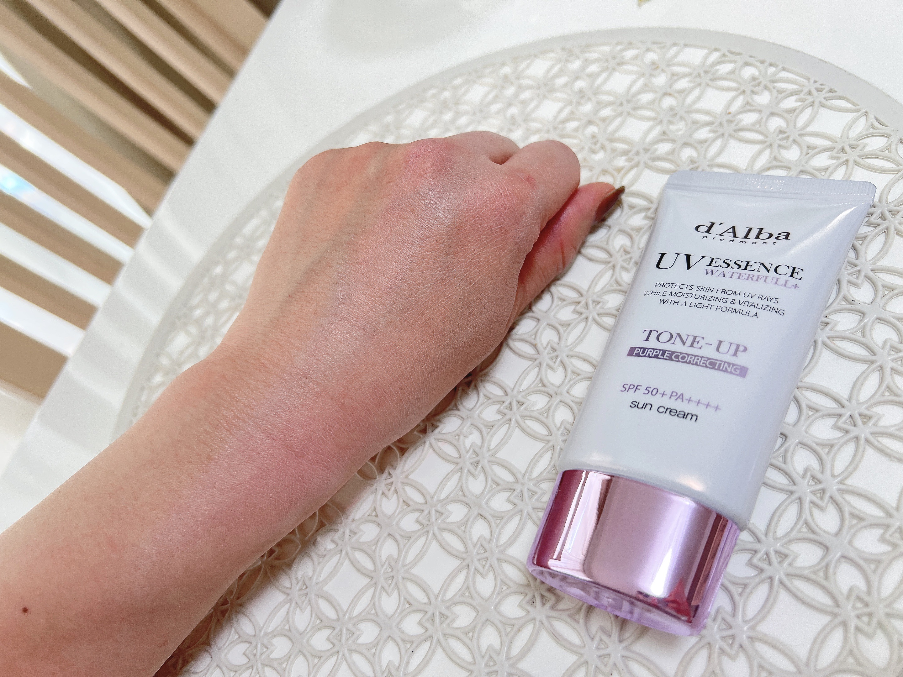 ダルバ ウォータフル トーンアップ サンクリーム(パープル)/ダルバ/日焼け止めクリームを使ったクチコミ（3枚目）