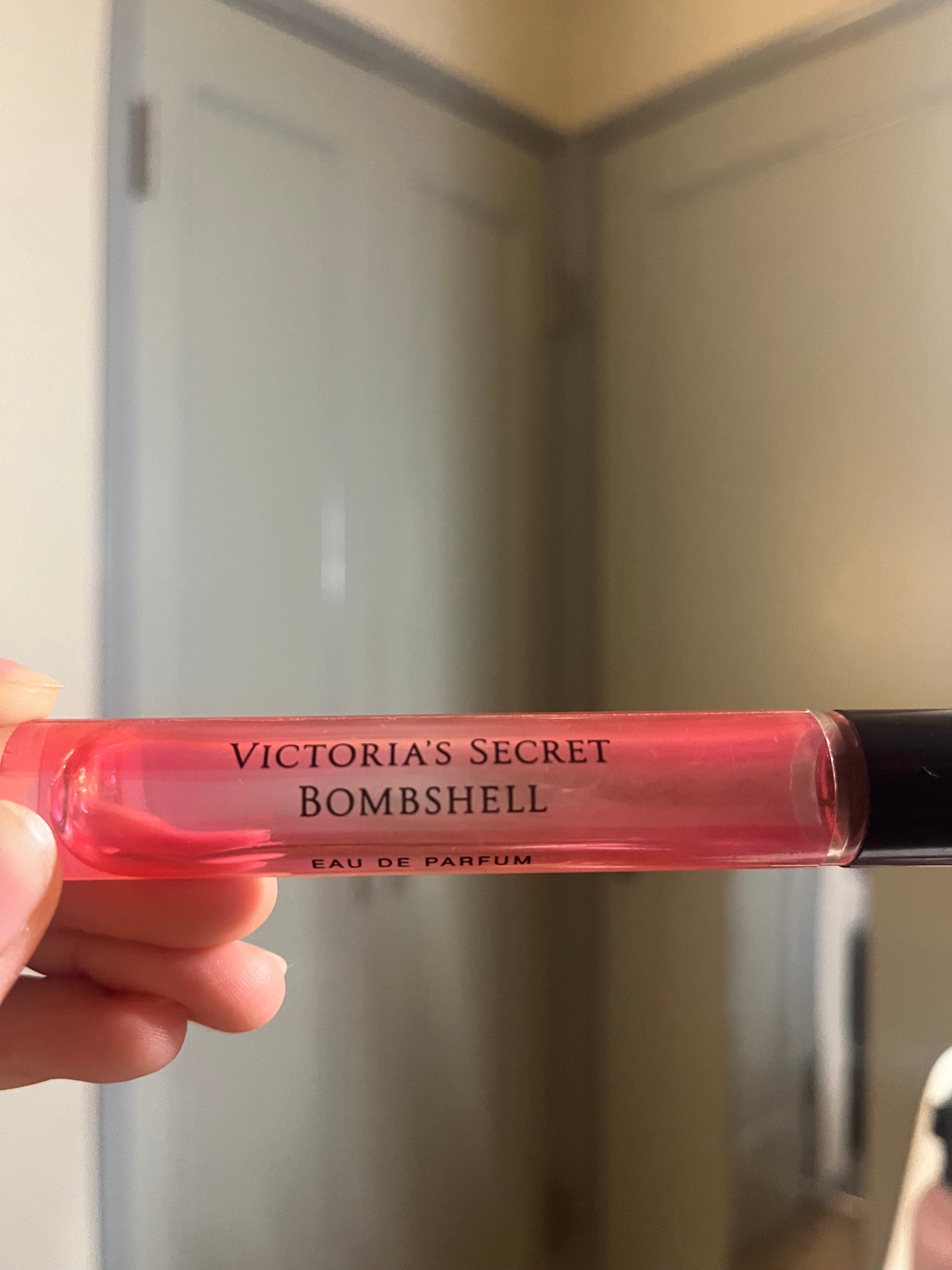 オレオ on LIPS 「#ヴィクトリアシークレット#コロン#香水いい香りでした☺️..」(2枚目)