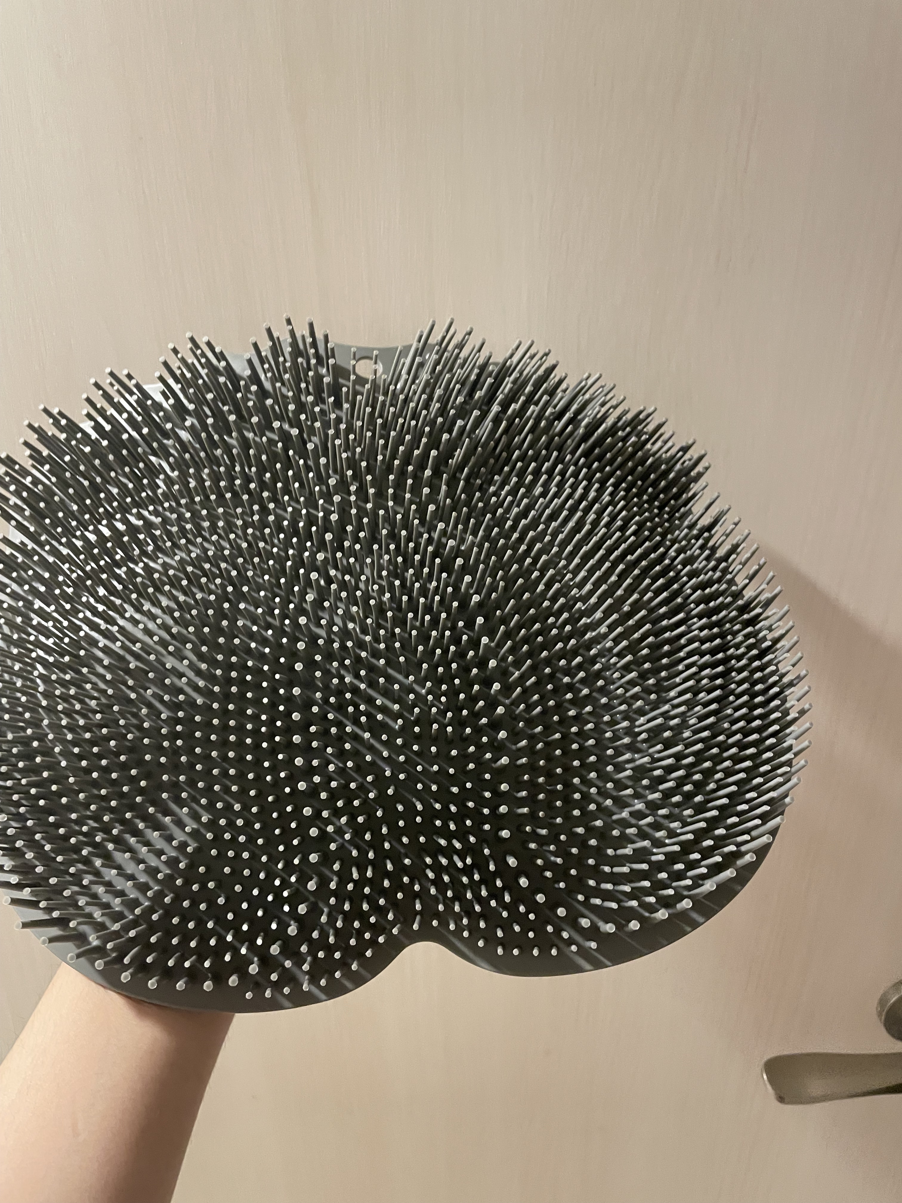 ズルすぎる足臭ブラシ/Coneflake/レッグ・フットケアを使ったクチコミ（1枚目）