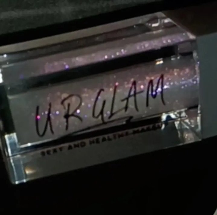 URGLAM　LIP GLOSS シャイニークリア/U R GLAM/リップグロスを使ったクチコミ（2枚目）