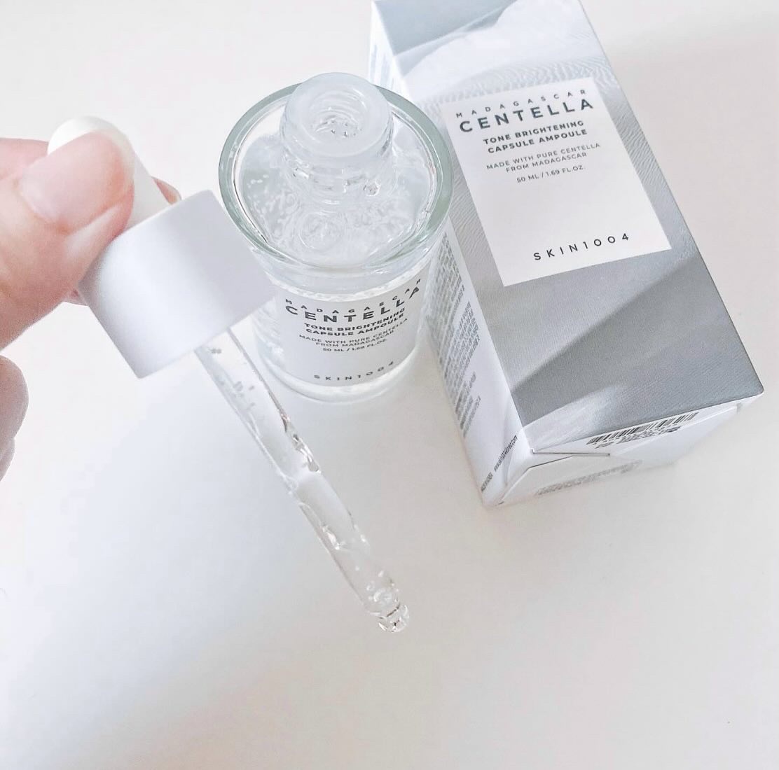 トーンブライトニング カプセルアンプル/SKIN1004/美容液を使ったクチコミ（2枚目）