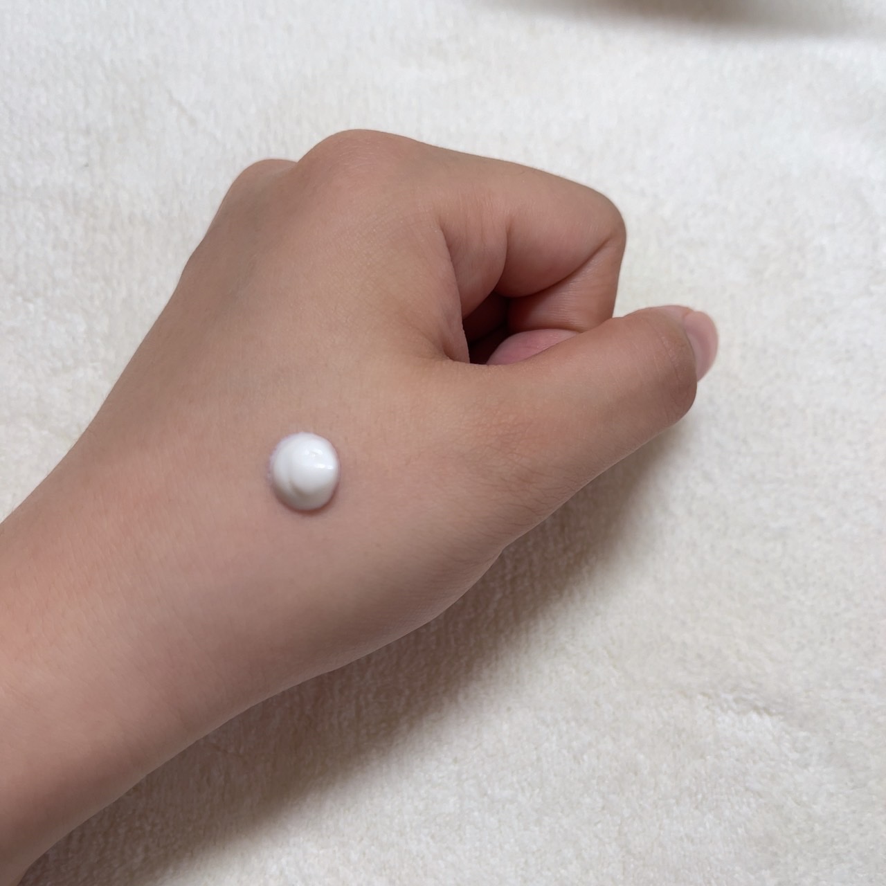 アリィー クロノビューティ スムースジェルUV/アリィー/日焼け止めジェルを使ったクチコミ（3枚目）