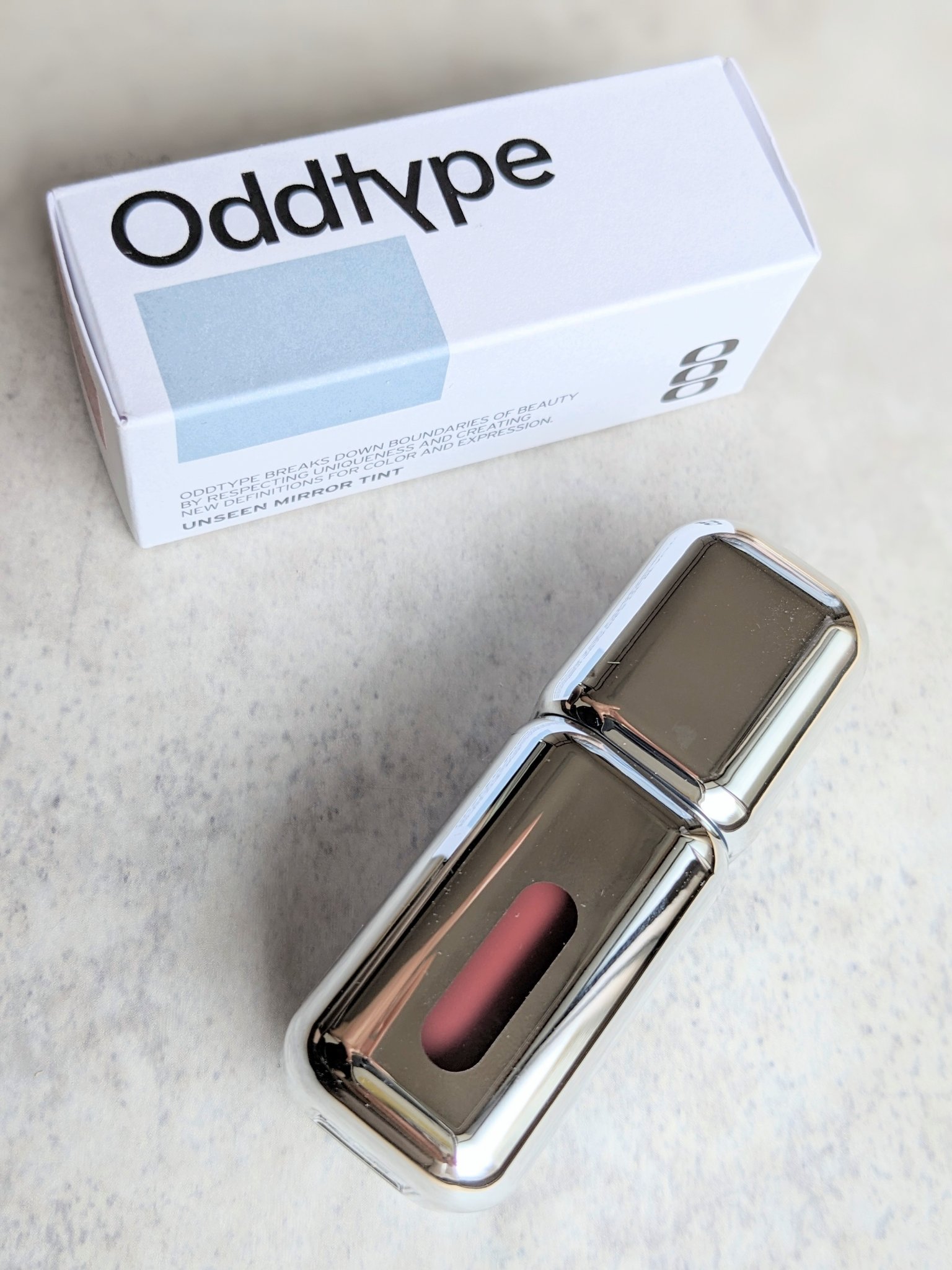 アンシーン ミラーティント/Oddtype/リップティントを使ったクチコミ（2枚目）