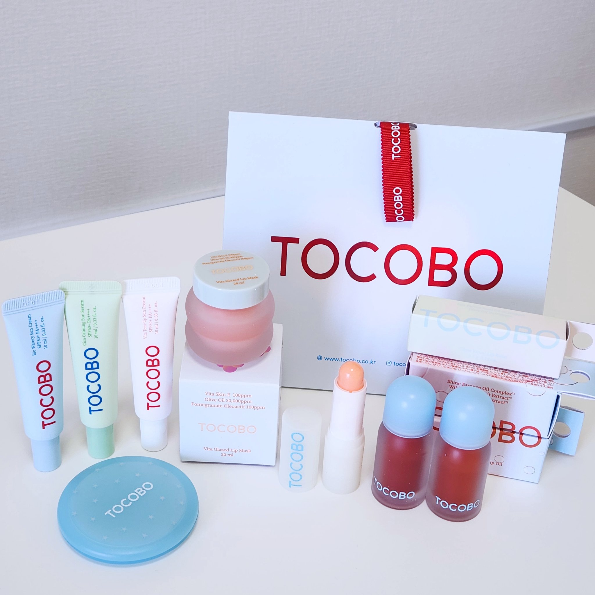 【TOCOBO】リップケアセット 

TOCOBOから5月末に発売🎉
可愛くてお得な《24時間潤いキープリップケアセット》
ブルベorイエベの2種類から選べるよ🙌 

イエベ紹介💛
◇ジューシーベリープランピングリップオイル
    