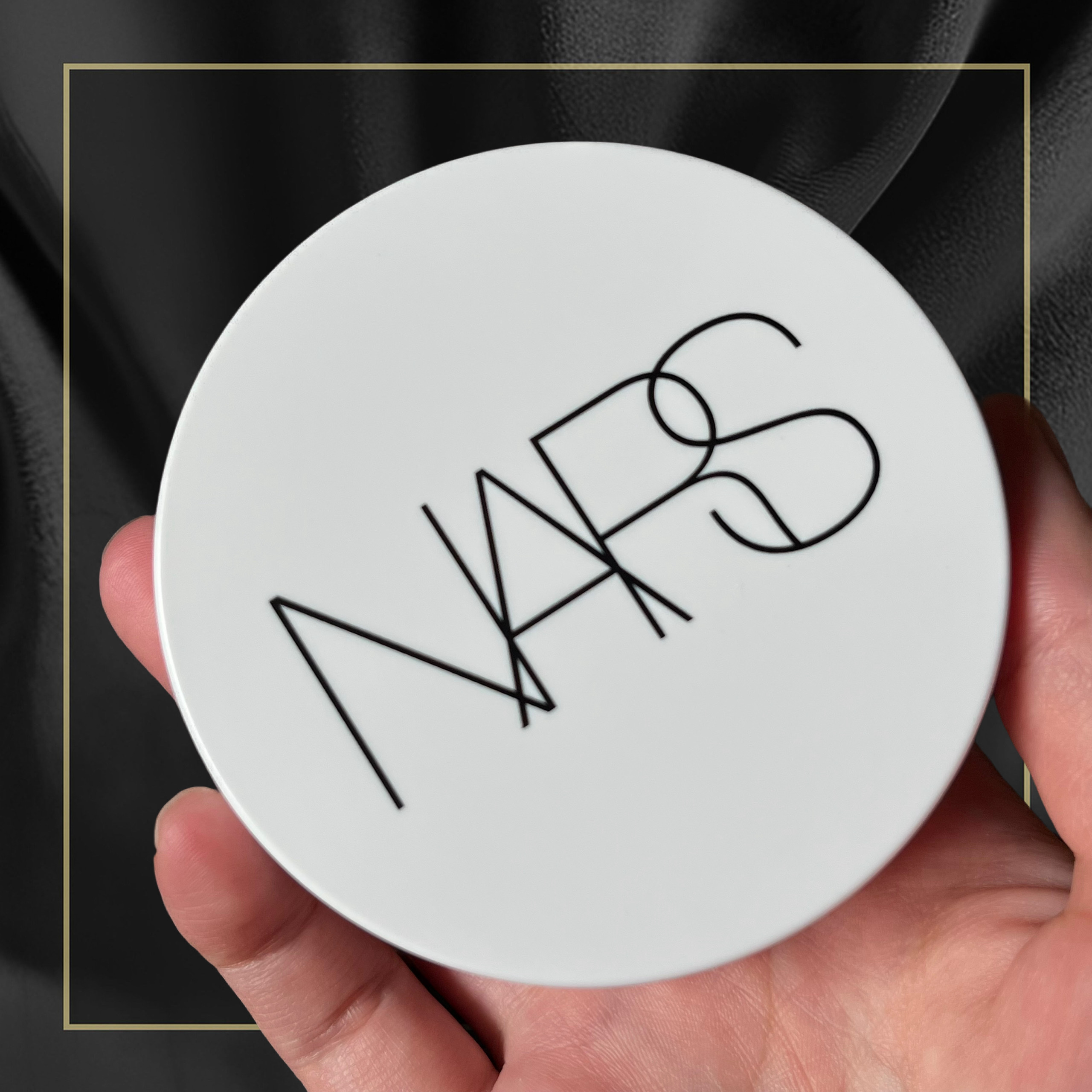 NARS ライトリフレクティング セラムクッション ファンデーション/NARS/クッションファンデーションを使ったクチコミ（1枚目）