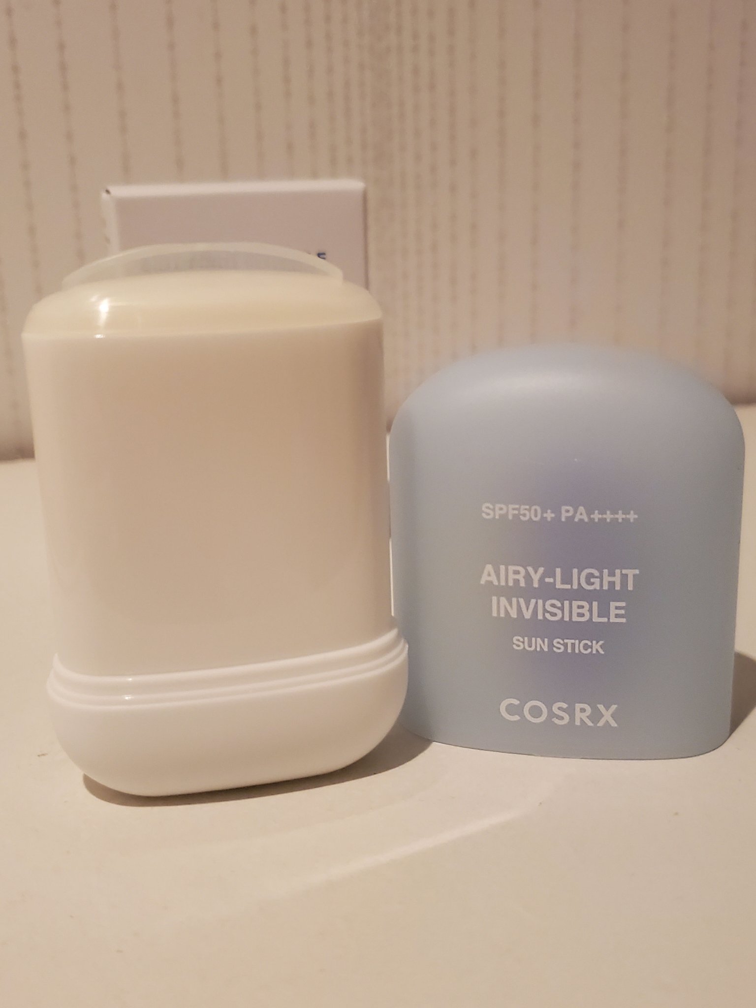 エアリーライト 透明UVスティック/COSRX/日焼け止めスティックを使ったクチコミ（2枚目）