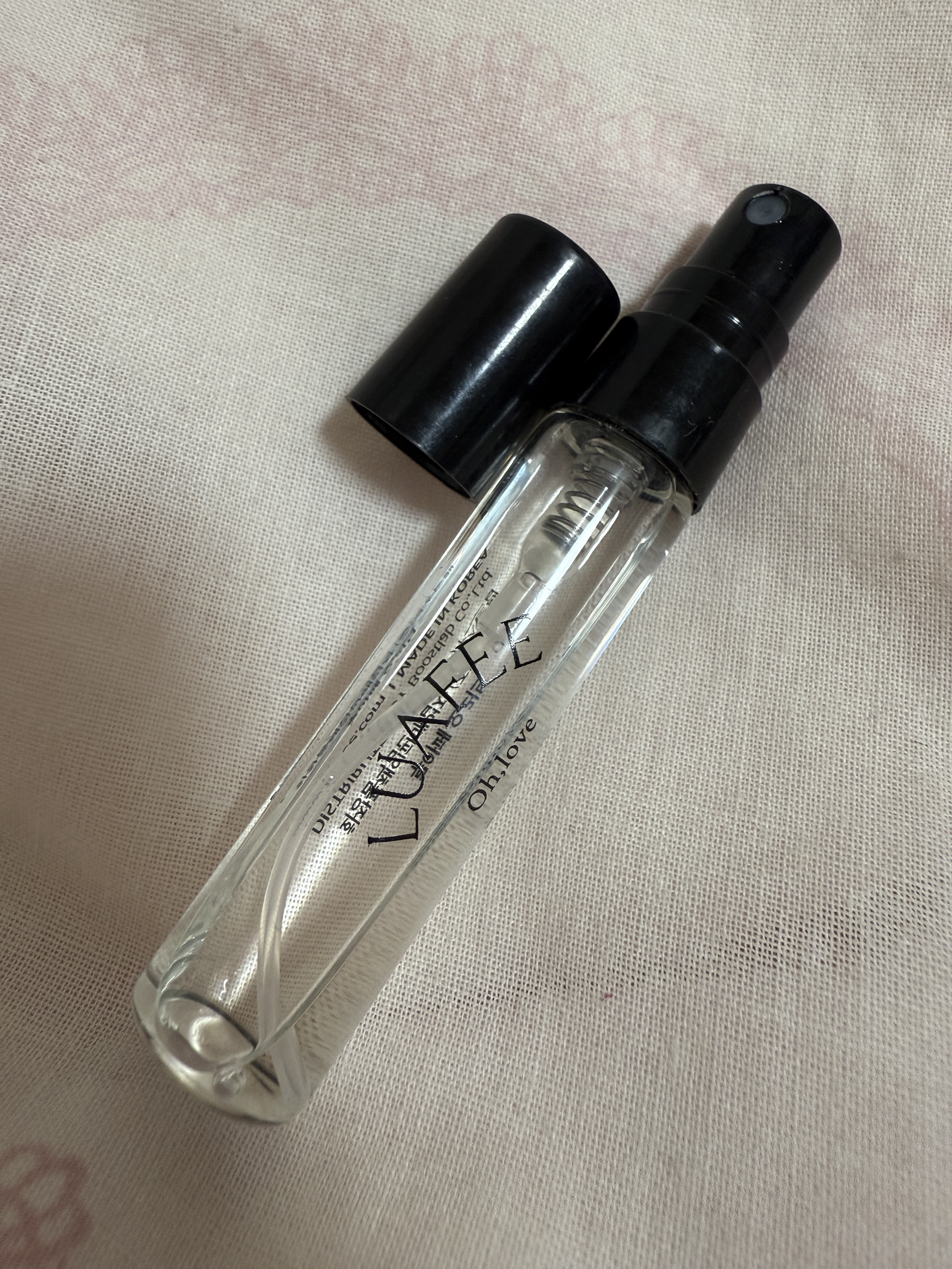 #ルアペ #オーラブオードパルファム #LUAFEE
#韓国 で人気の #香水 気になって買ってみました
#オードパルファムミニチュア3種セット は
好きな香りを試せるので大きな物を買って使いきれない方
お試しサイズが欲しい方におすすめ！
