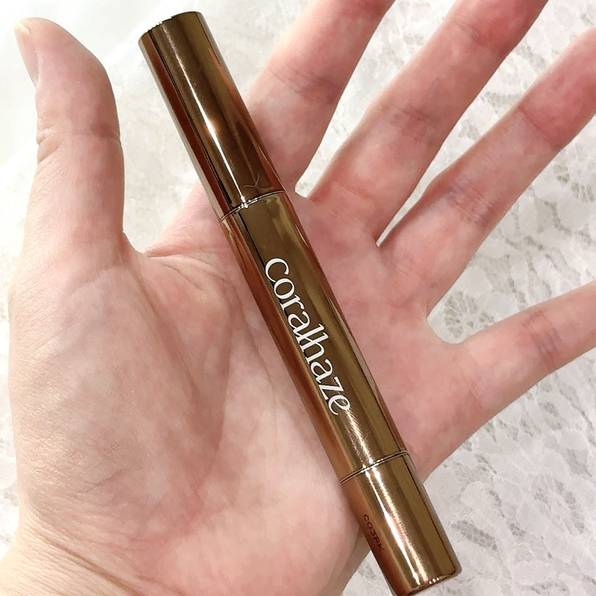 ボリューマイジングフォンデュリップ D04 デア/Coralhaze/口紅を使ったクチコミ（2枚目）