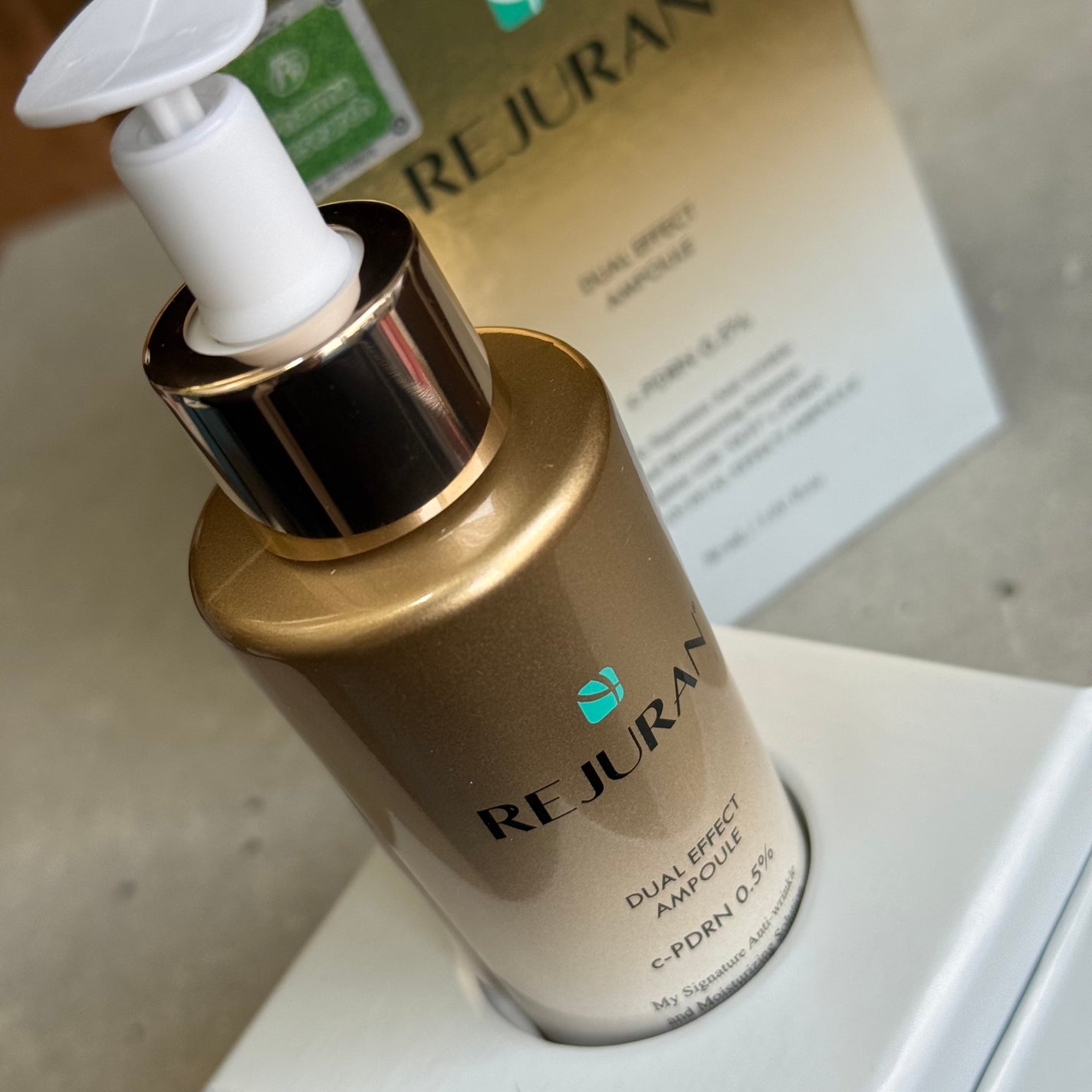 REJURAN デュアルエフェクトアンプル 30ml/REJURAN COSMETICS/美容液を使ったクチコミ(3枚目)