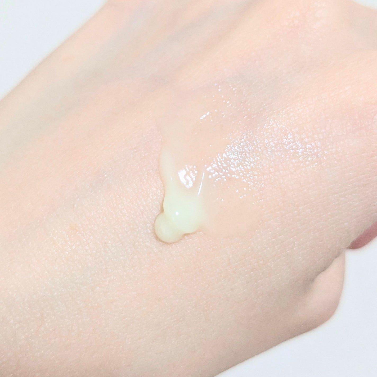 UV ラグジュアリー デイクリームII/ブルークレール/化粧下地を使ったクチコミ(3枚目)