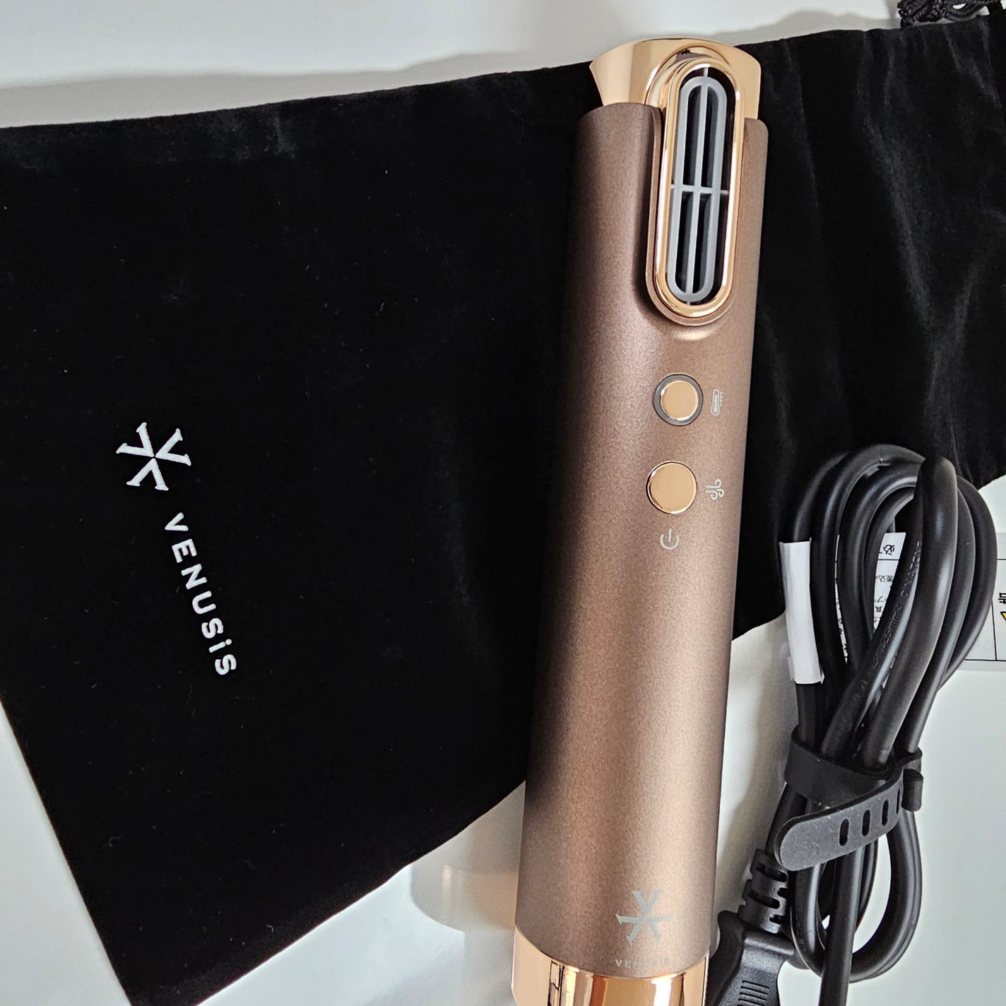 スリムフィットドライヤー VDS-7000/VENUSiS/ドライヤーを使ったクチコミ(3枚目)