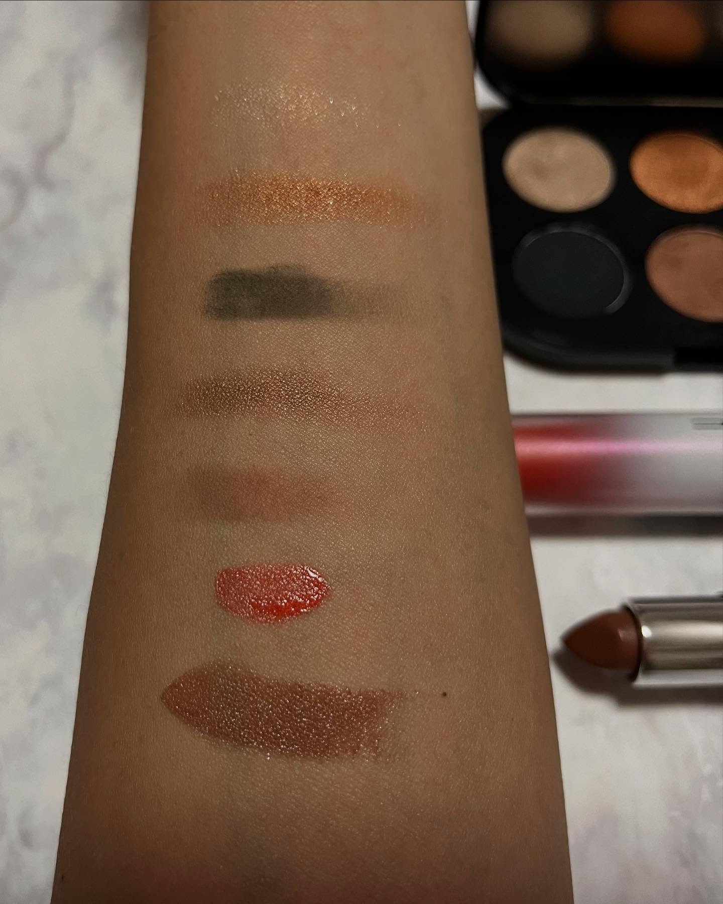 コネクト イン カラー アイシャドウ パレット × 6/M・A・C/アイシャドウパレットを使ったクチコミ（2枚目）