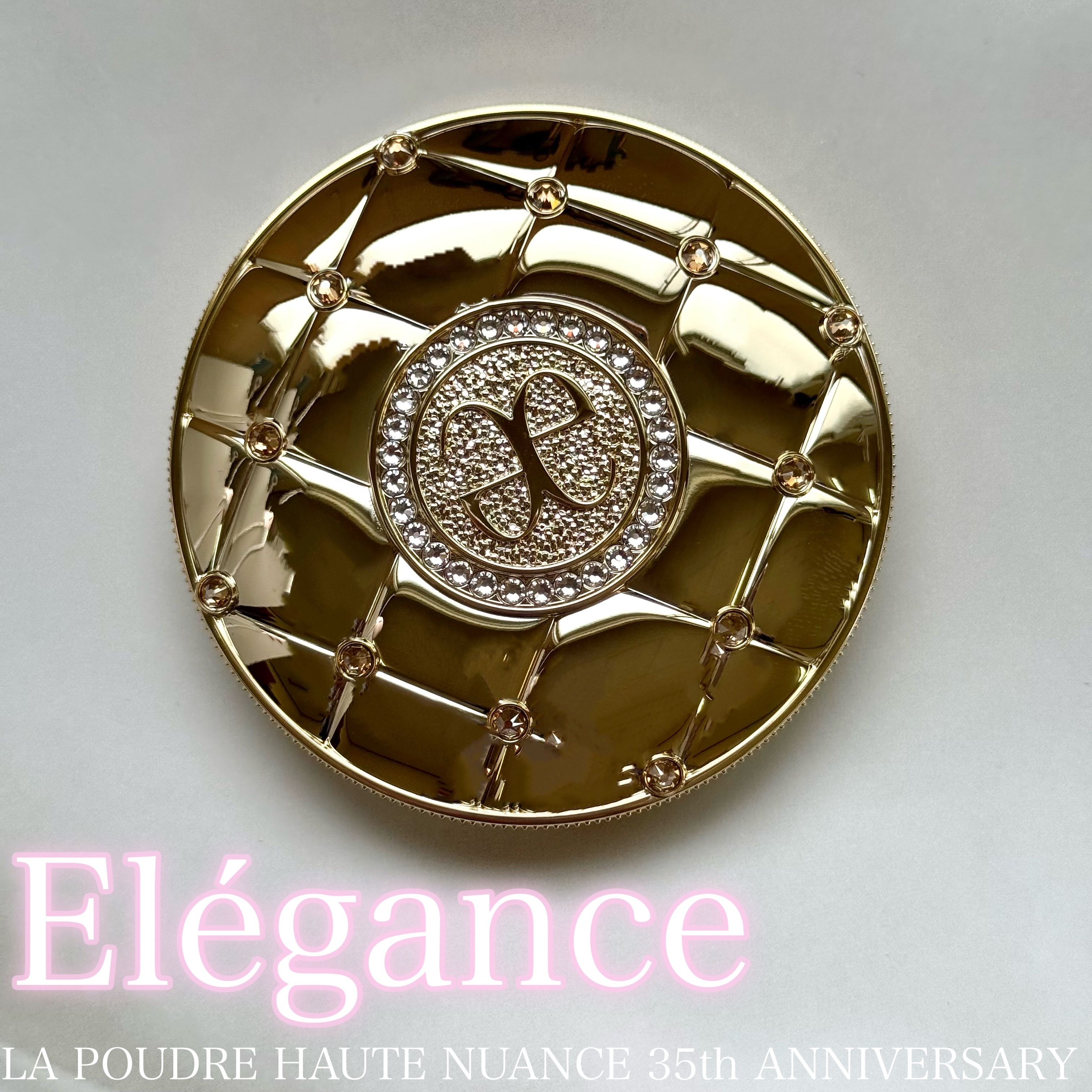 ラ プードル オートニュアンス/Elégance/プレストパウダーを使ったクチコミ（1枚目）