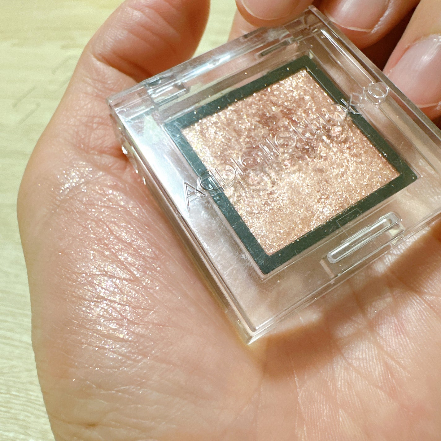 アディクション ザ アイシャドウ スパークル/ADDICTION/単色アイシャドウを使ったクチコミ(5枚目)