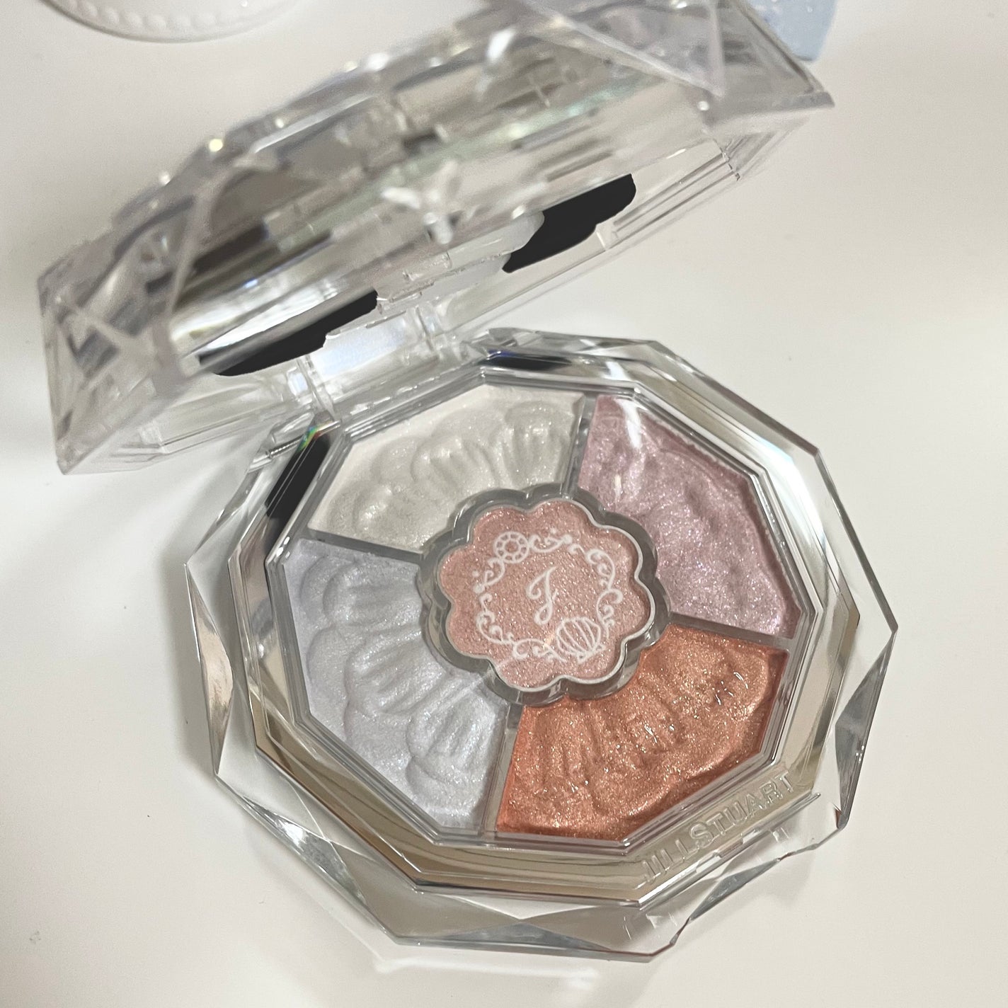 ジルスチュアート ブルームクチュール アイズ ジュエルドブーケ/JILL STUART/アイシャドウパレットを使ったクチコミ(2枚目)