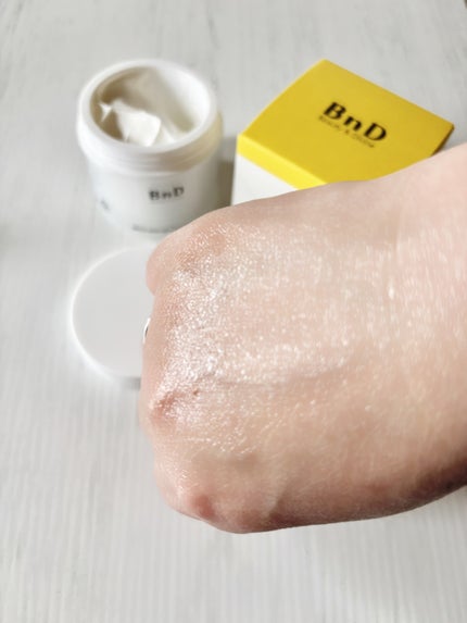 BnD ネックアイロン トーンアップ クリーム/BnD/ネック・デコルテケアを使ったクチコミ(6枚目)