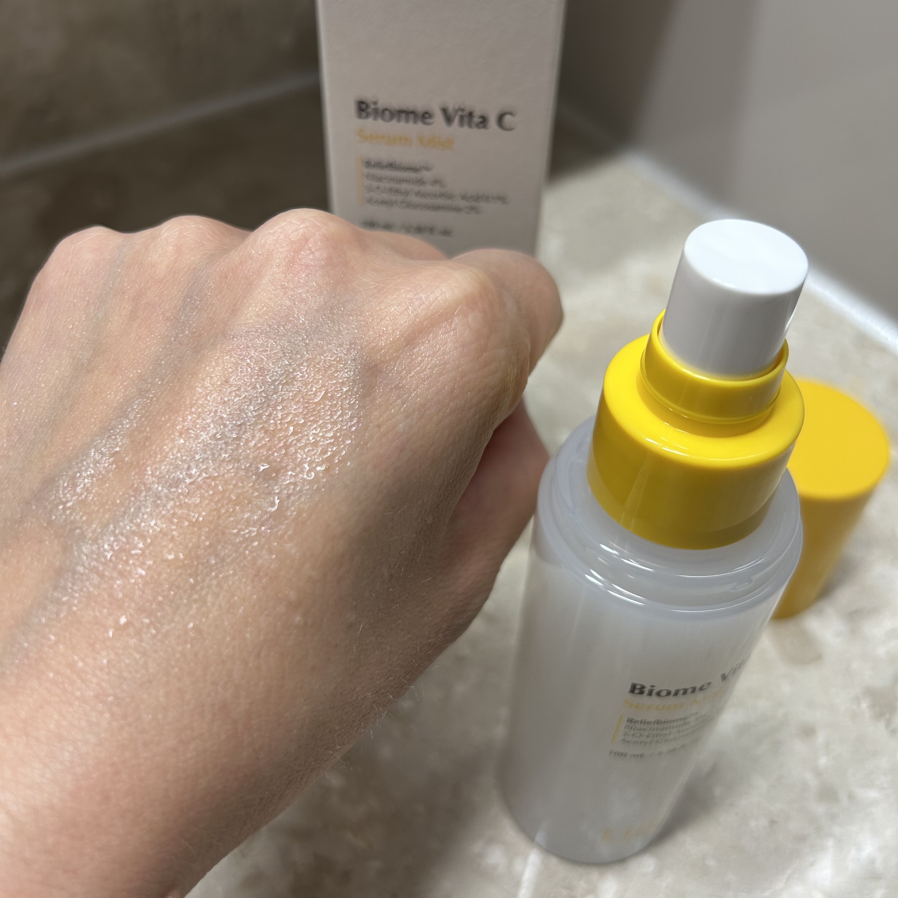 バイオームビタＣセラムミスト/UIQ/ミスト状化粧水を使ったクチコミ（2枚目）