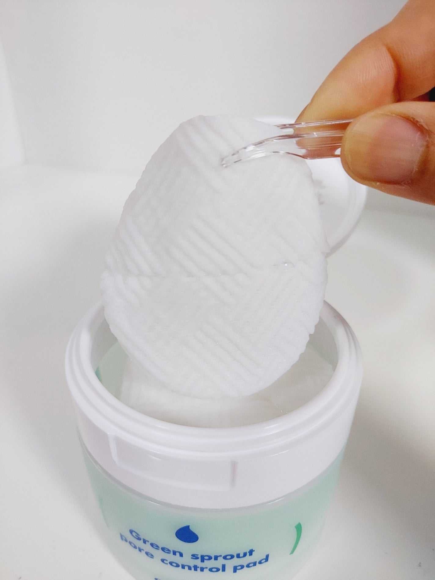 若芽ポアコントロール部分パック/suiskin/トナーパッドを使ったクチコミ(2枚目)