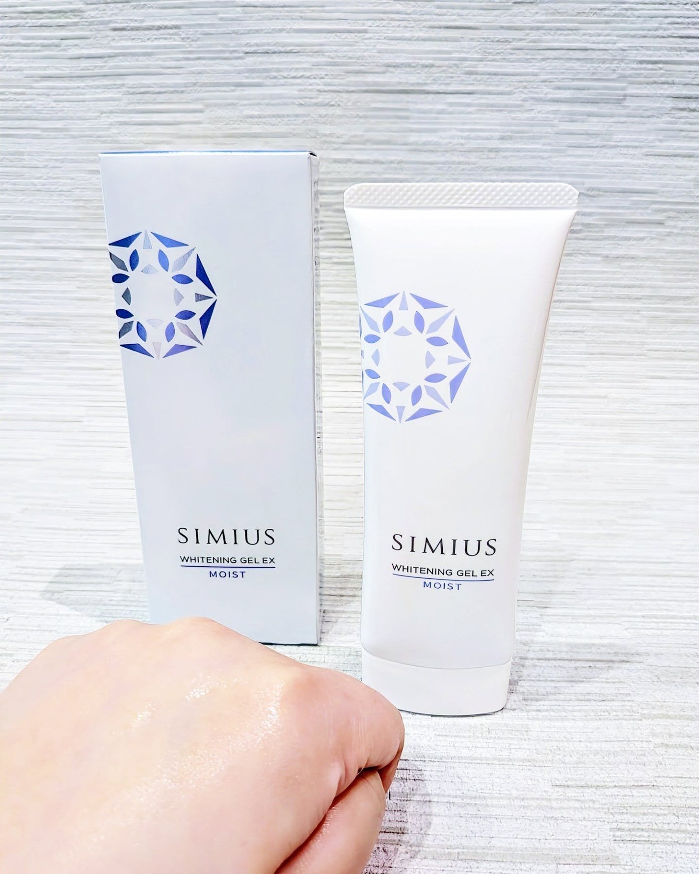 シミウス 薬用ホワイトニングジェルEX ライト (さっぱり) /シミウス/フェイスクリームを使ったクチコミ(3枚目)