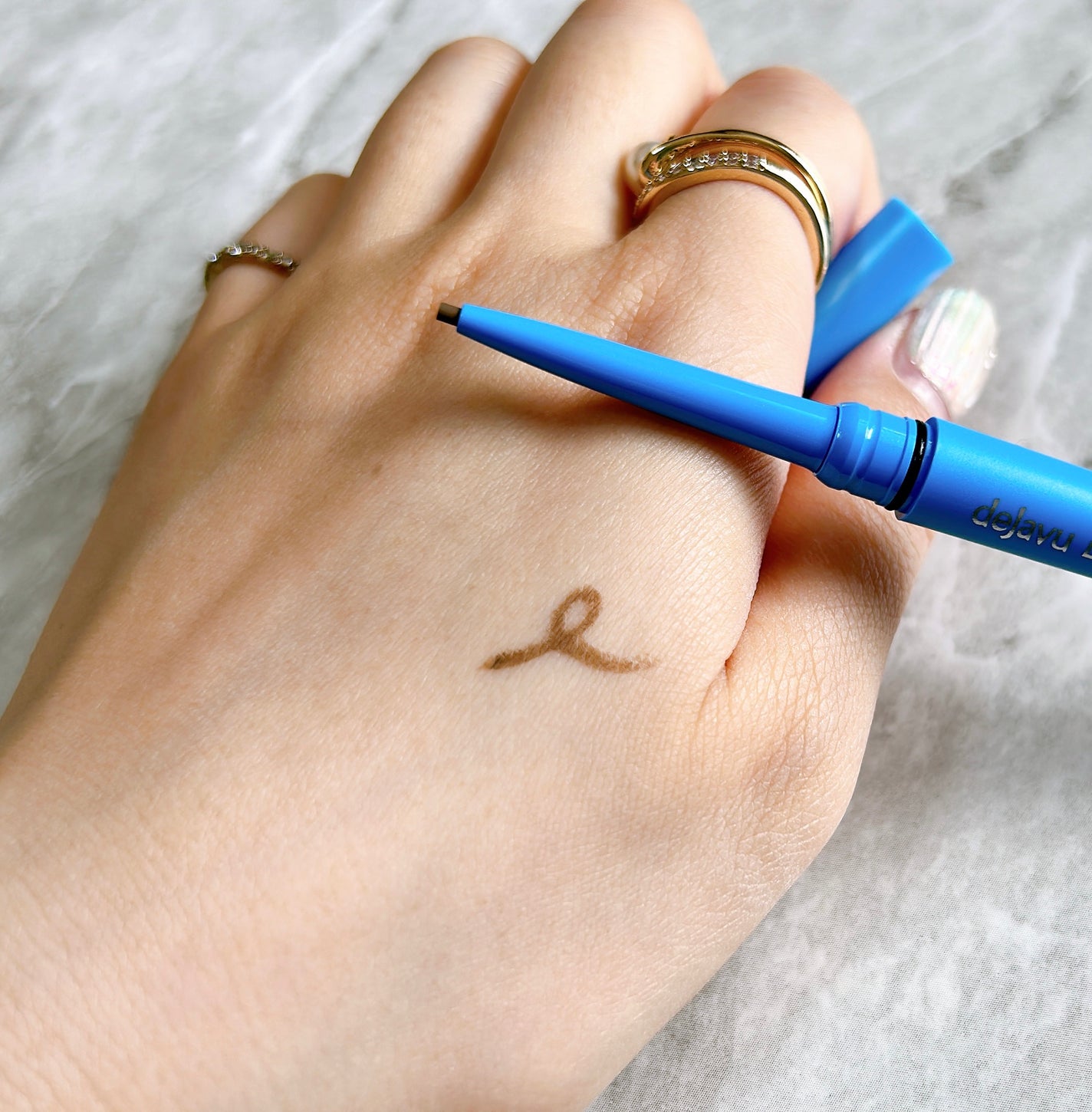 「密着アイライナー」極細クリームペンシル/デジャヴュ/ペンシルアイライナーを使ったクチコミ(6枚目)