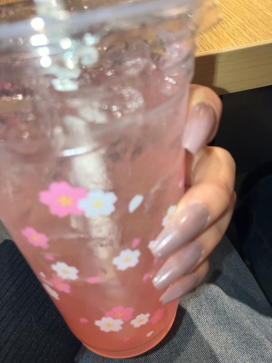 マグネットネイルチップ‼️
さすがに可愛すぎる😽😽
フラッシュたくともっと可愛い💕💕
安いから金欠学生にもおすすめ‼️

━━━━━━━━━━━━━━━
SHINEのネイルチップ
商品ID '!50332485''
他にもたくさんカ