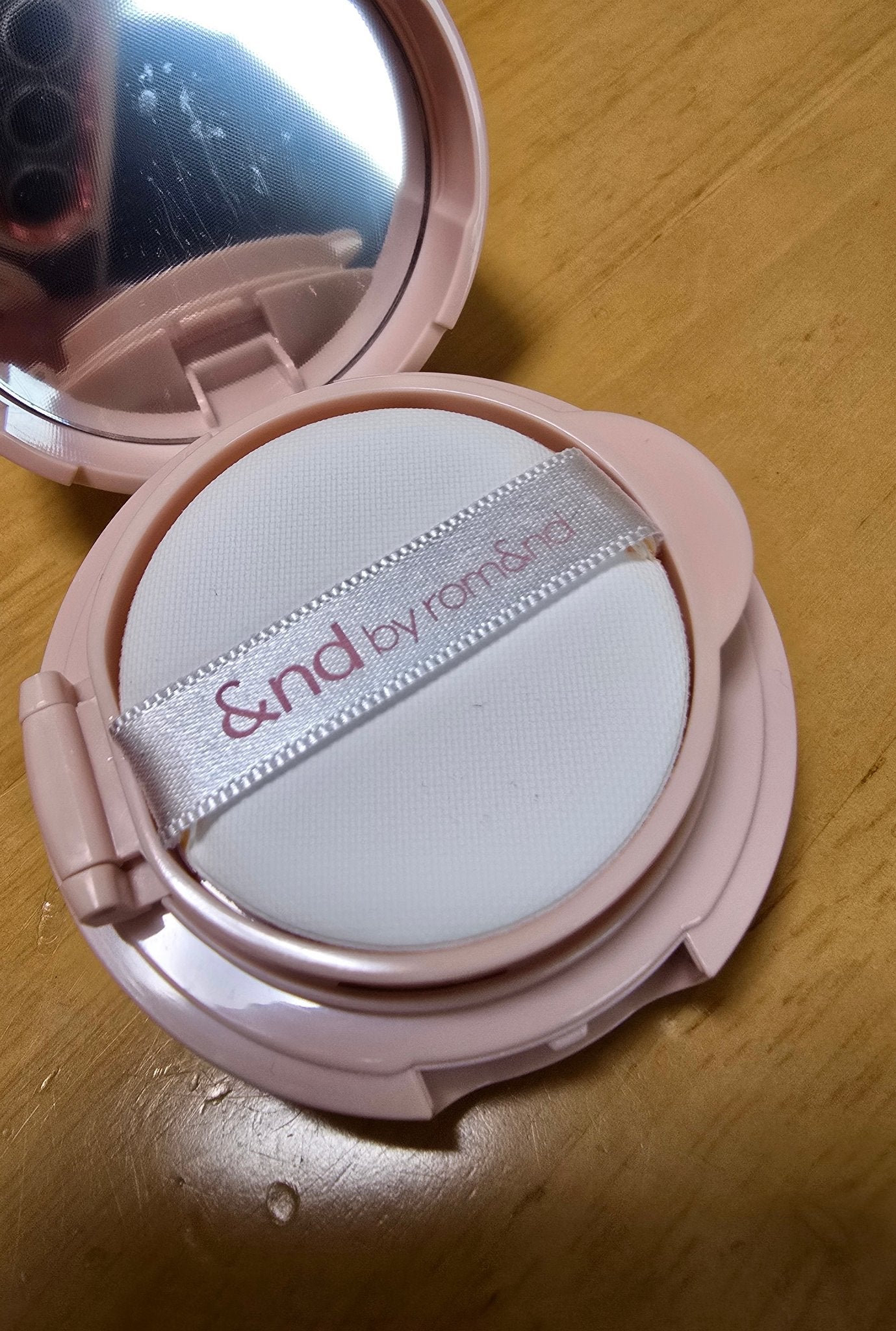 アンドバイロムアンド メロウマットクッション/&nd by rom&nd/クッションファンデーションを使ったクチコミ(2枚目)