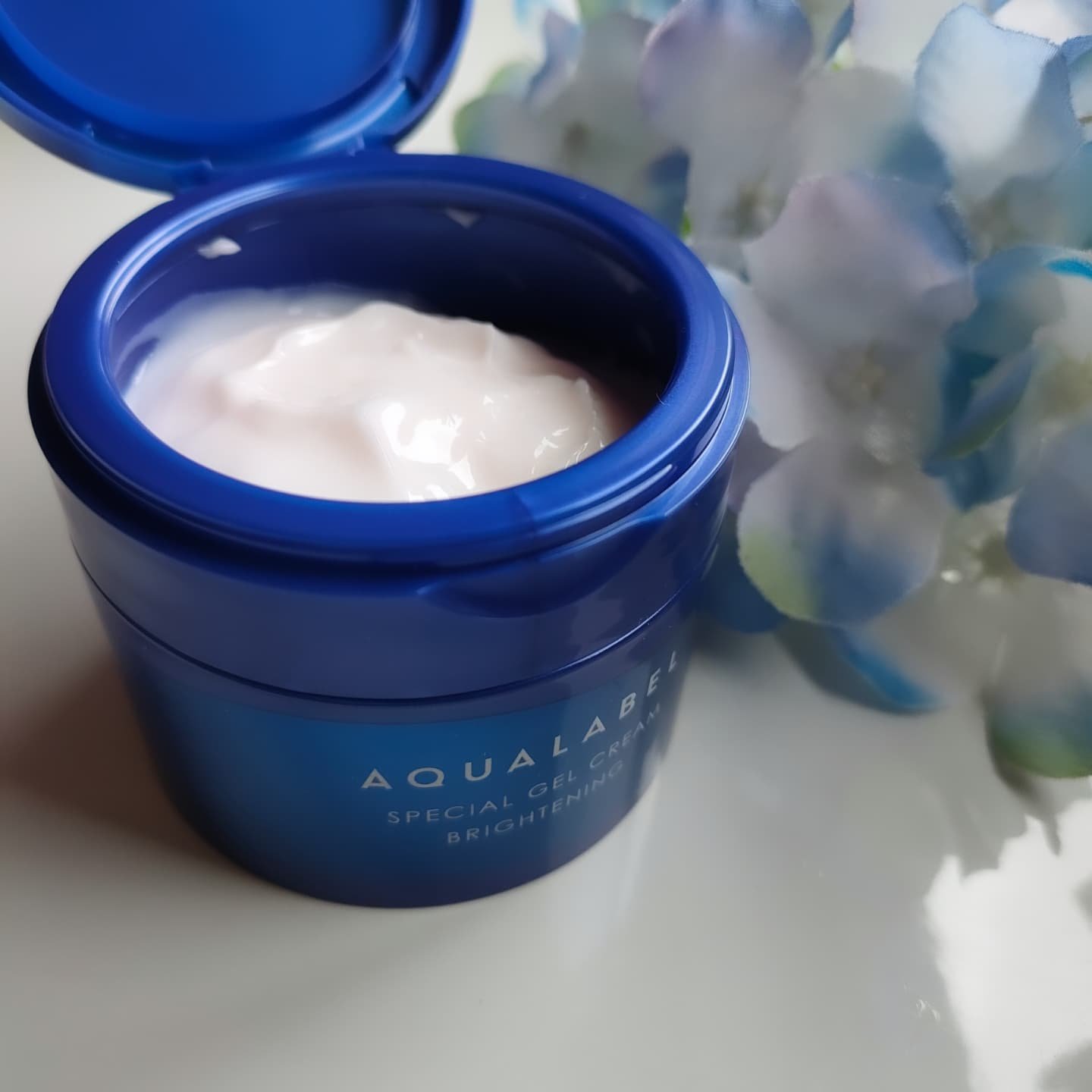 スペシャルジェルクリーム EX （ブライトニング） /アクアレーベル/オールインワン化粧品を使ったクチコミ（2枚目）