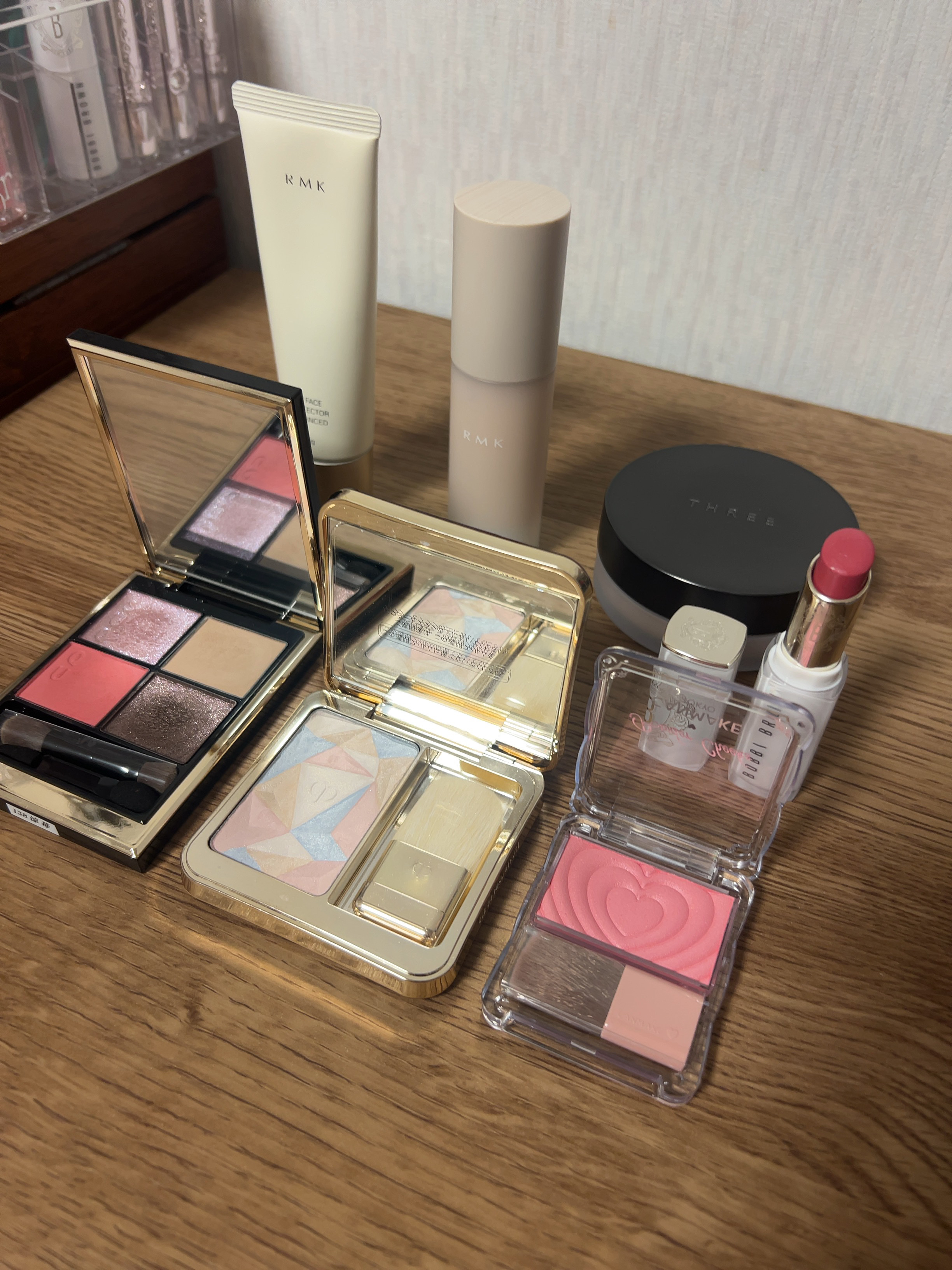 エクストラ カラー シャイン/BOBBI BROWN/口紅を使ったクチコミ（2枚目）