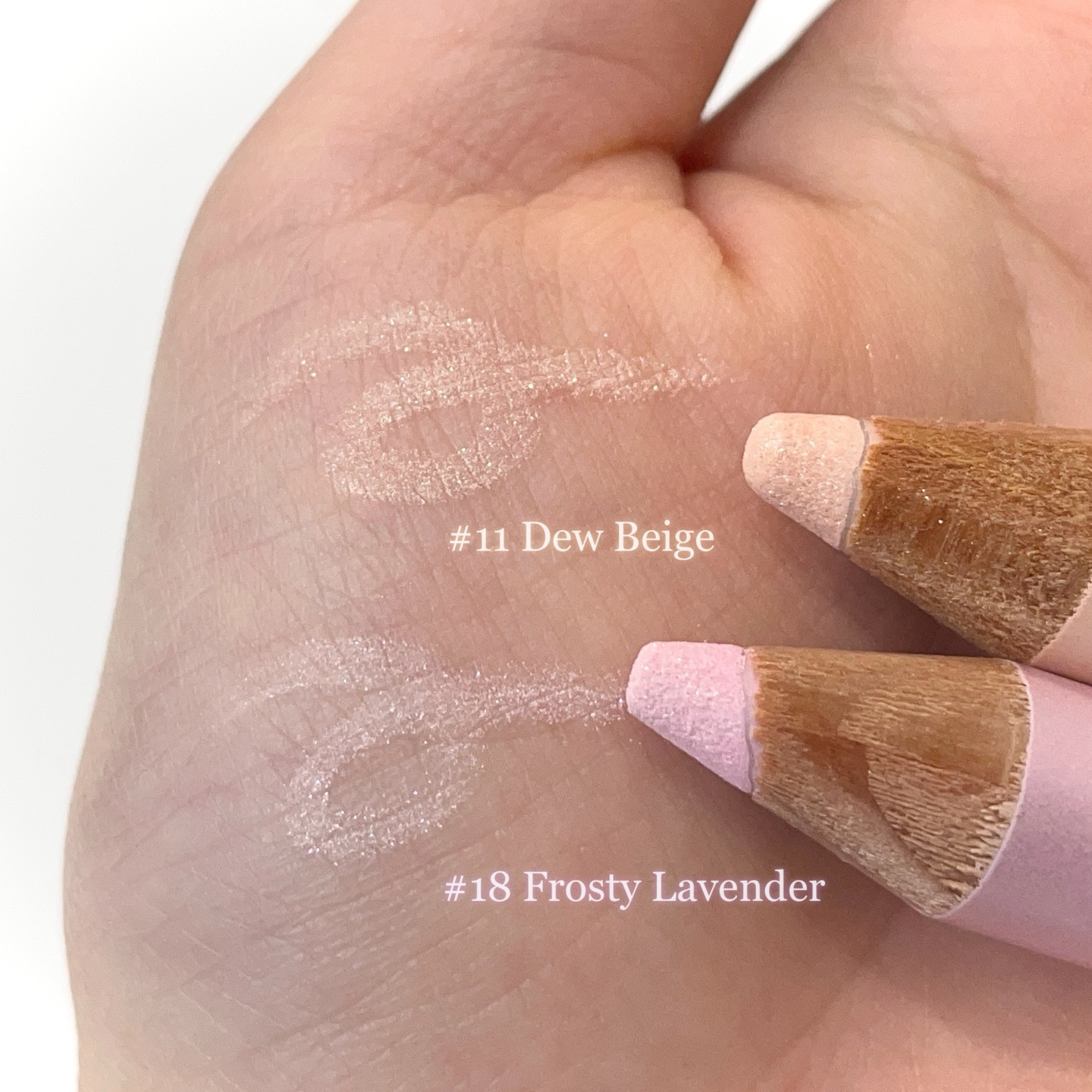 アートクラス フロッタージュペンシル #18 Frosty Lavender(フロスティラベンダー)/too cool for school/スティックアイシャドウを使ったクチコミ（2枚目）