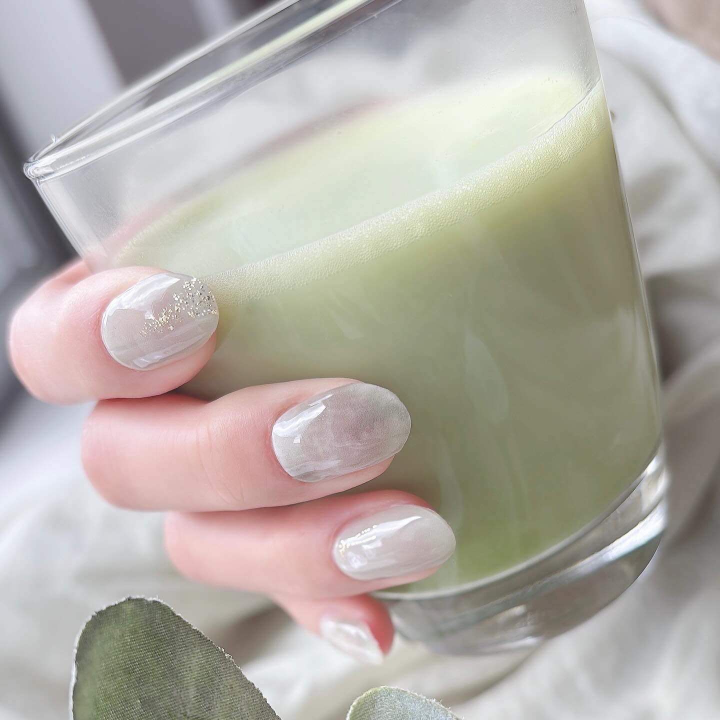 セミキュアジェルネイル（ハンド）/ohora/ネイルシールを使ったクチコミ（2枚目）