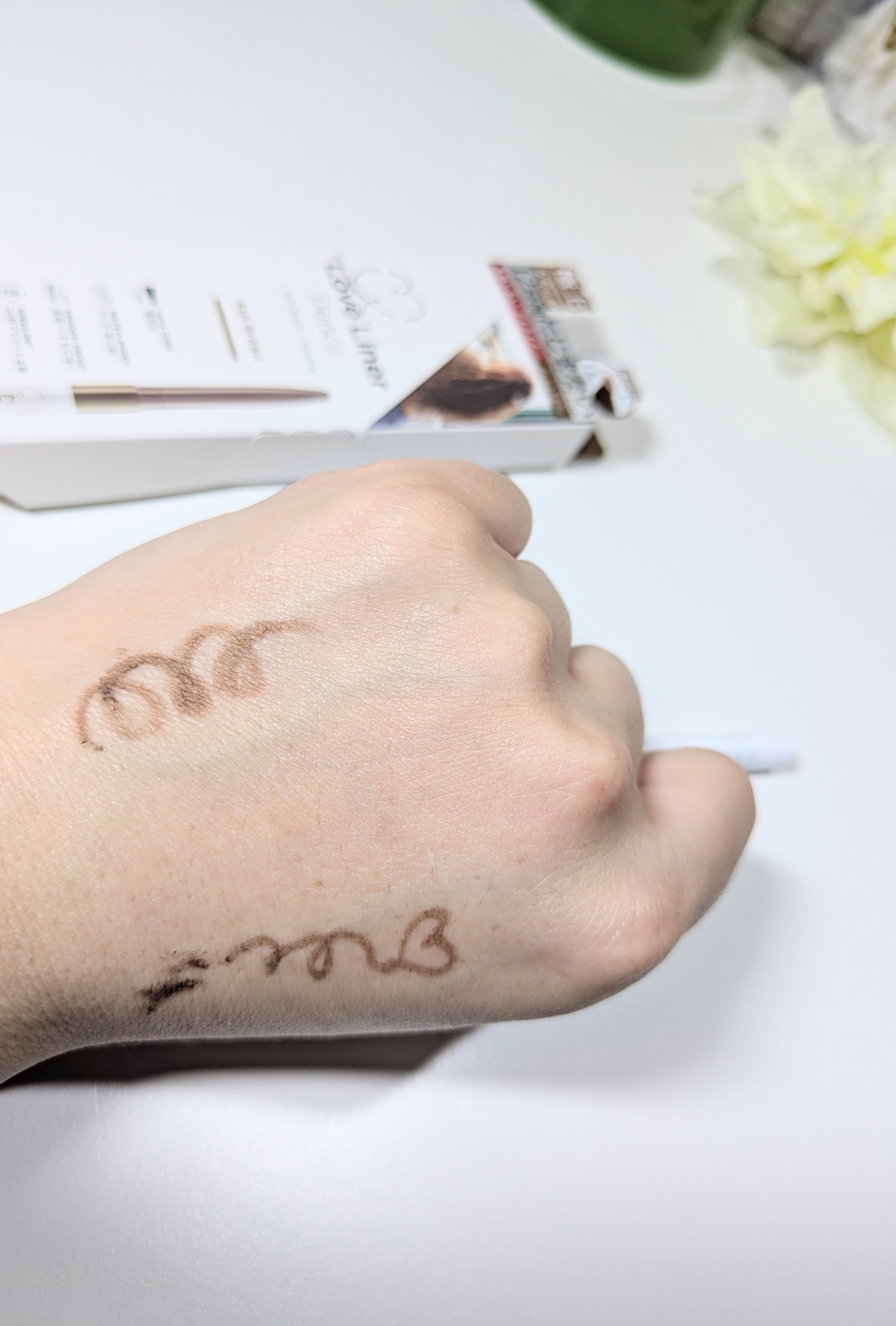 ラブ・ライナー クリームフィットペンシルR＜アイライナー＞ アッシュブラウン/ラブ・ライナー/ペンシルアイライナーを使ったクチコミ（3枚目）