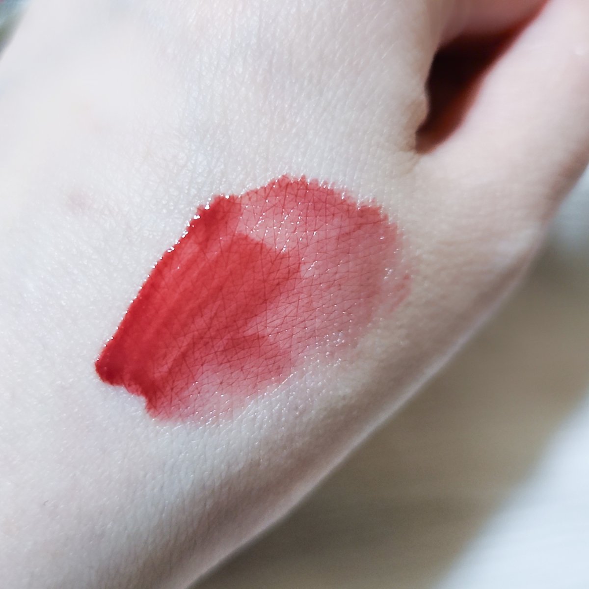 アンシーン ミラーティント/Oddtype/リップティントを使ったクチコミ（3枚目）