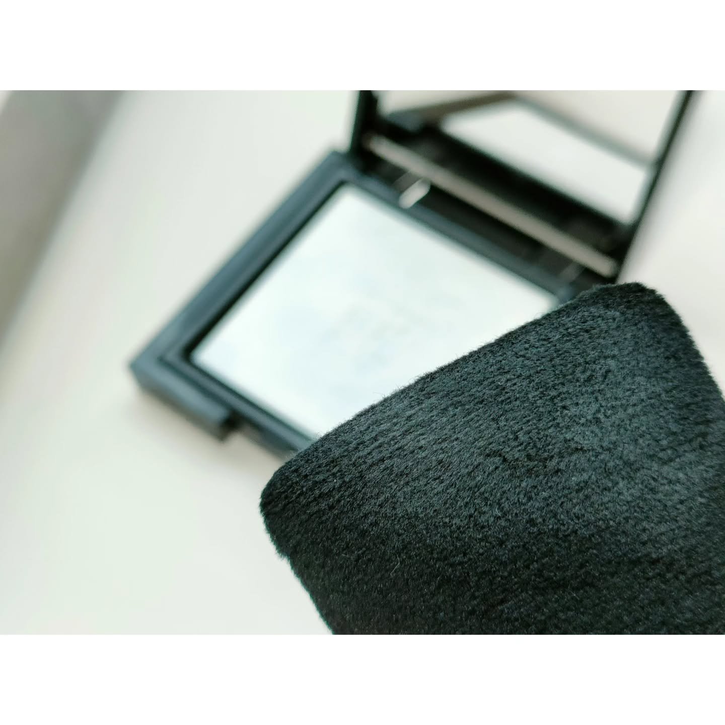 トランスルーシェント ブルーリング セッティング パウダー/PERFECT DIARY/プレストパウダーを使ったクチコミ（3枚目）