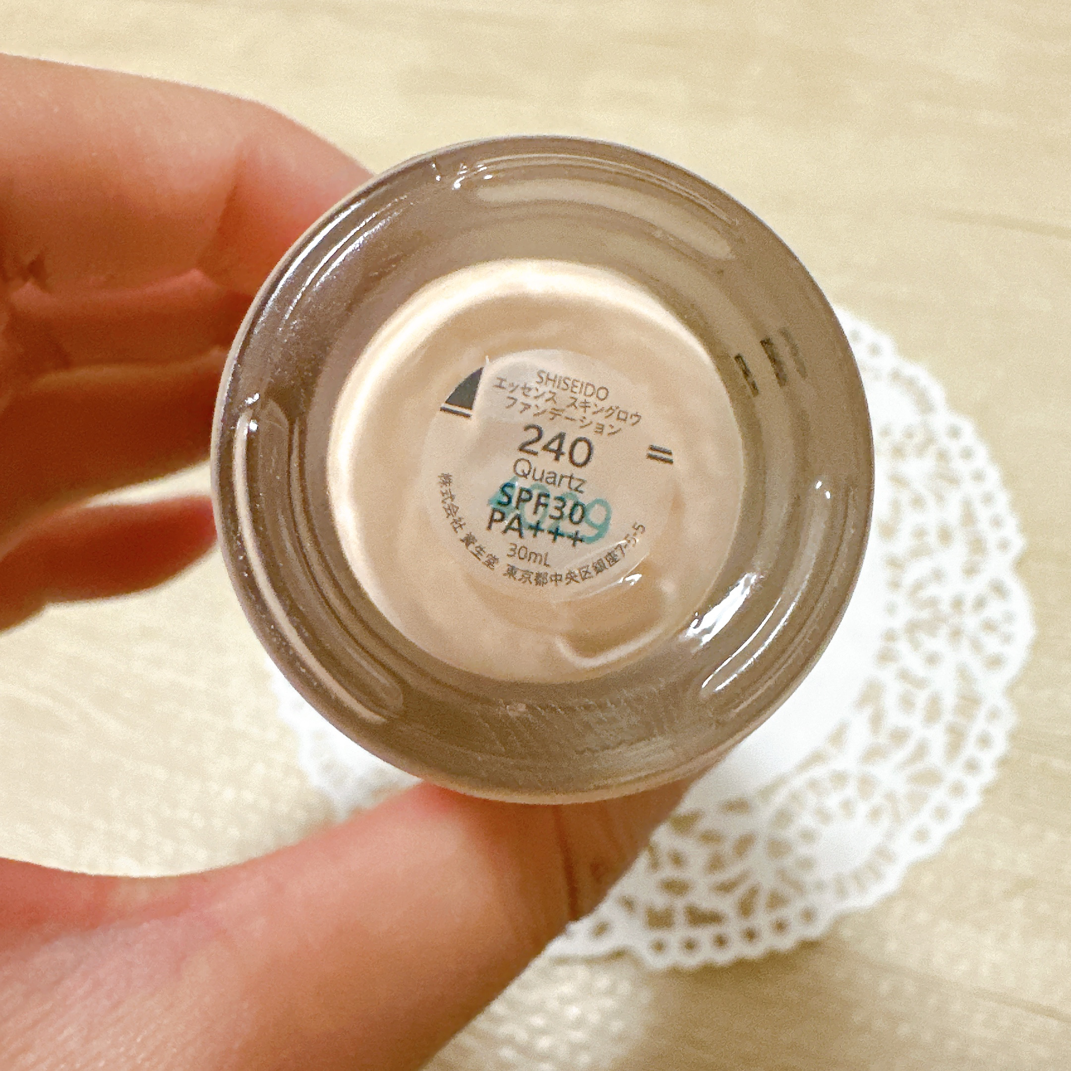 エッセンス スキングロウ ファンデーション 240 Quartz/SHISEIDO/リキッドファンデーションを使ったクチコミ（3枚目）