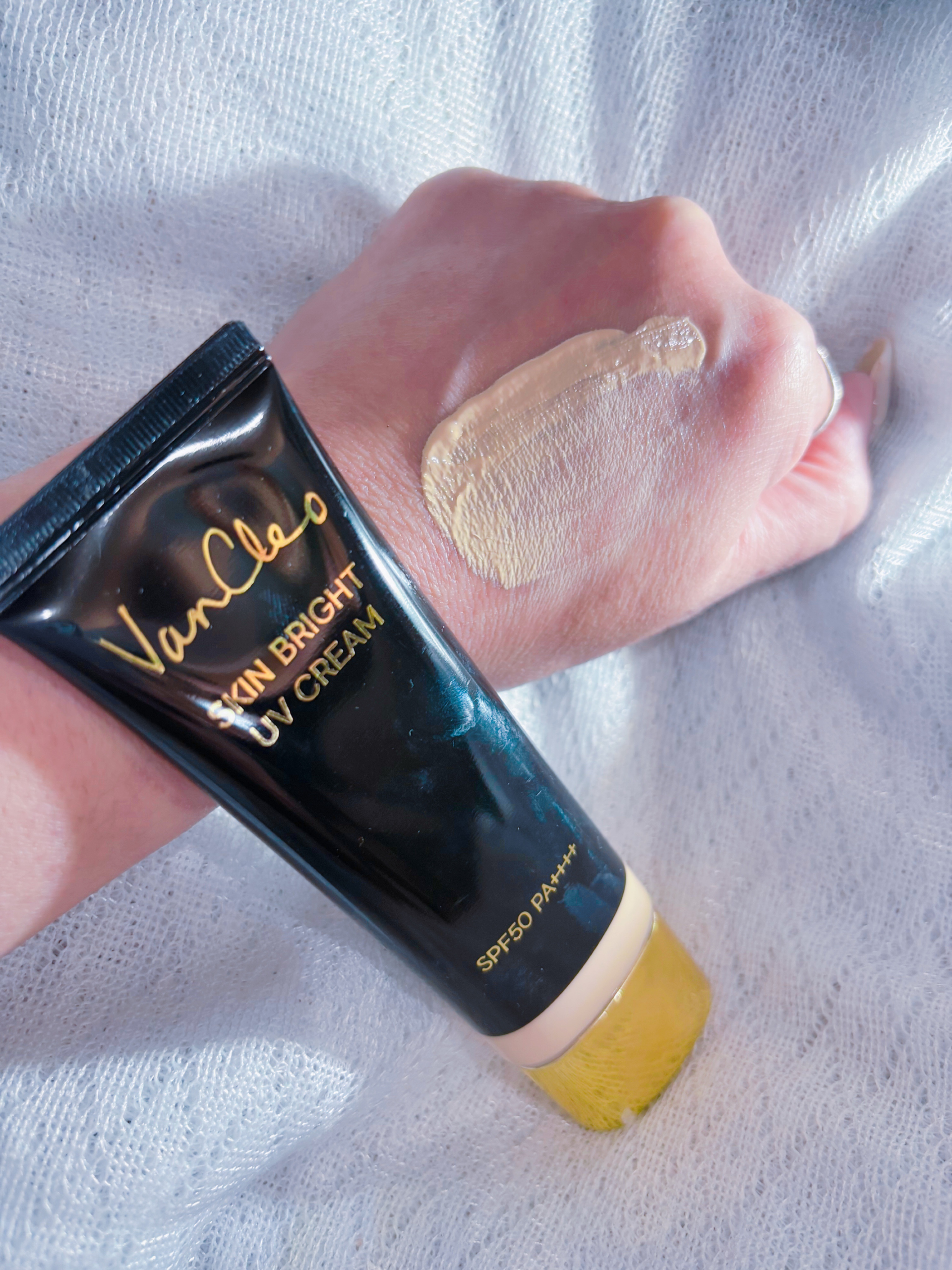 スキンブライトUVクリーム/VanCleo/日焼け止めクリームを使ったクチコミ（3枚目）