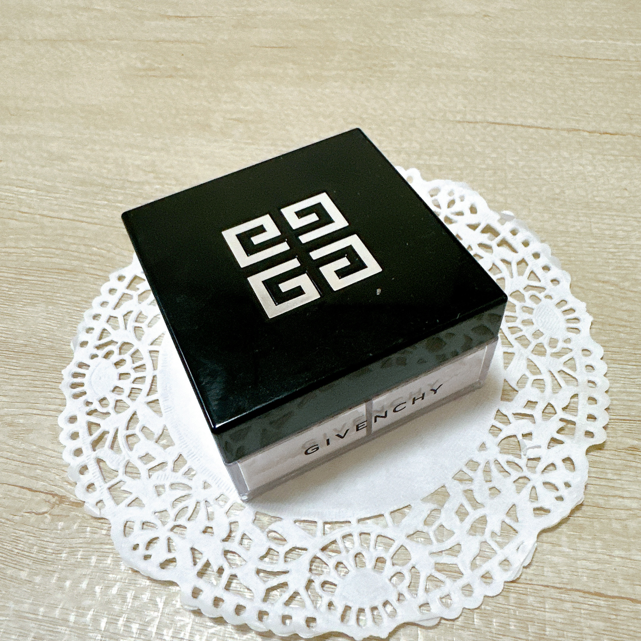 プリズム・リーブル/GIVENCHY/ルースパウダーを使ったクチコミ（2枚目）