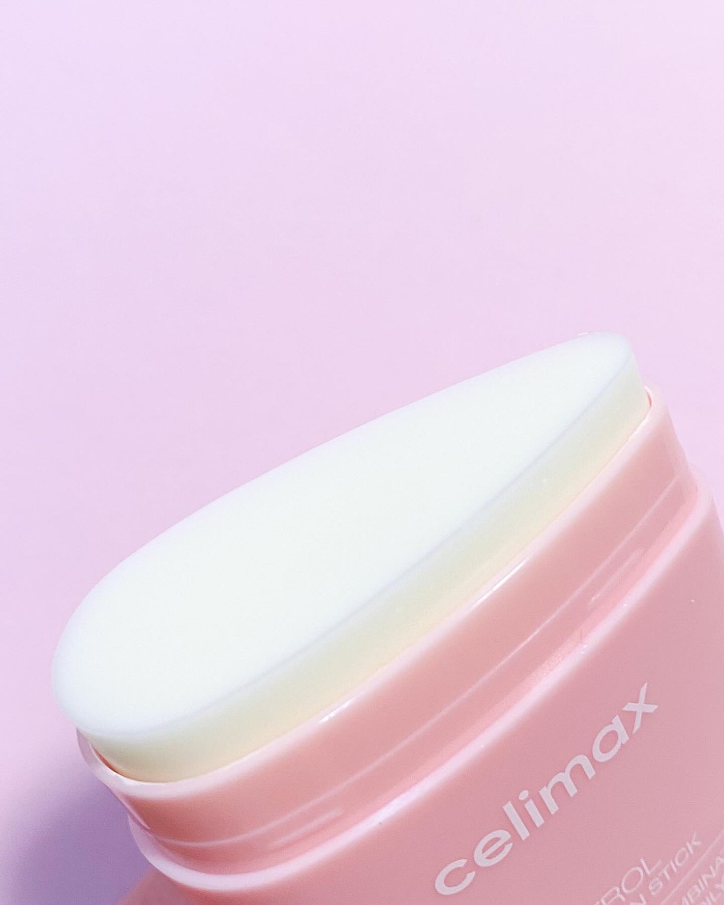 OIL CONTROL MATTIFYING SUN STICK/celimax/日焼け止めスティックを使ったクチコミ(3枚目)