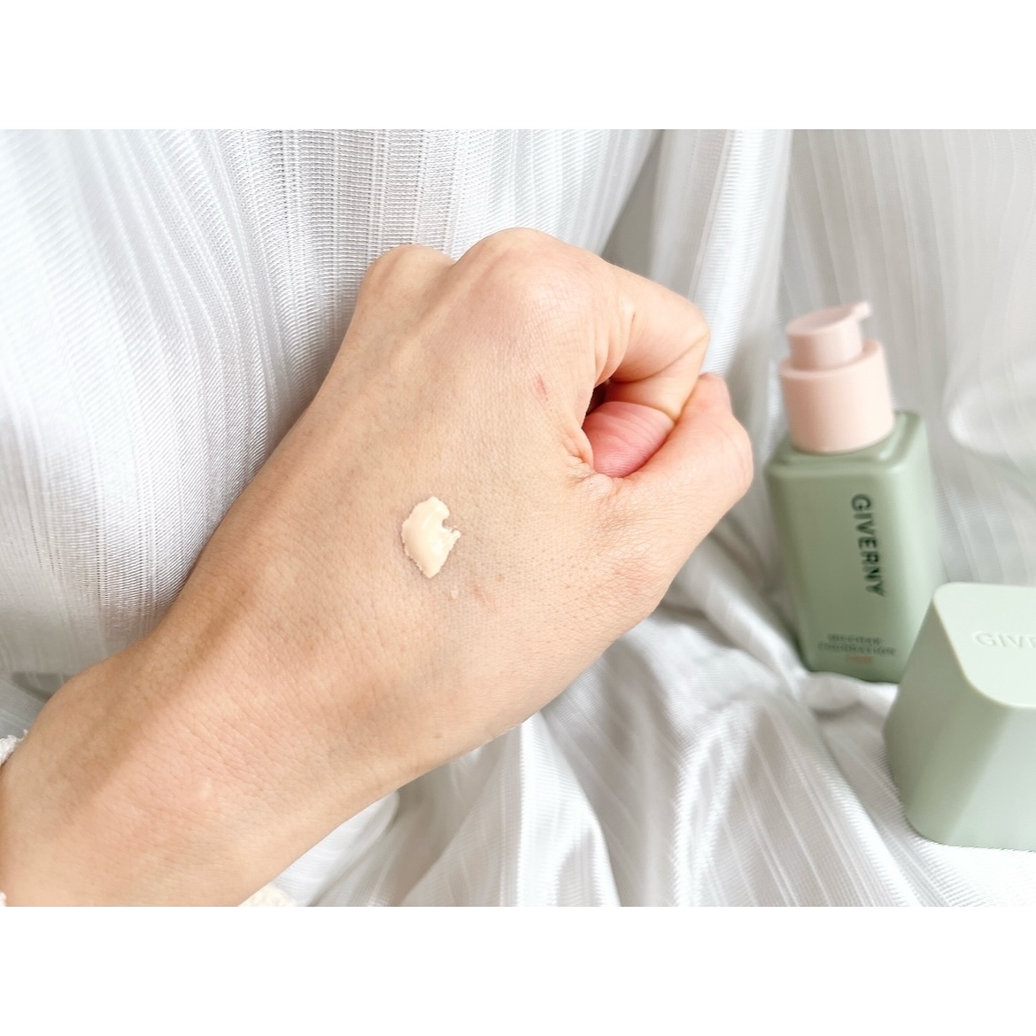 ジヴェルニー 密着カバーファンデーション/GIVERNY/リキッドファンデーションを使ったクチコミ（3枚目）