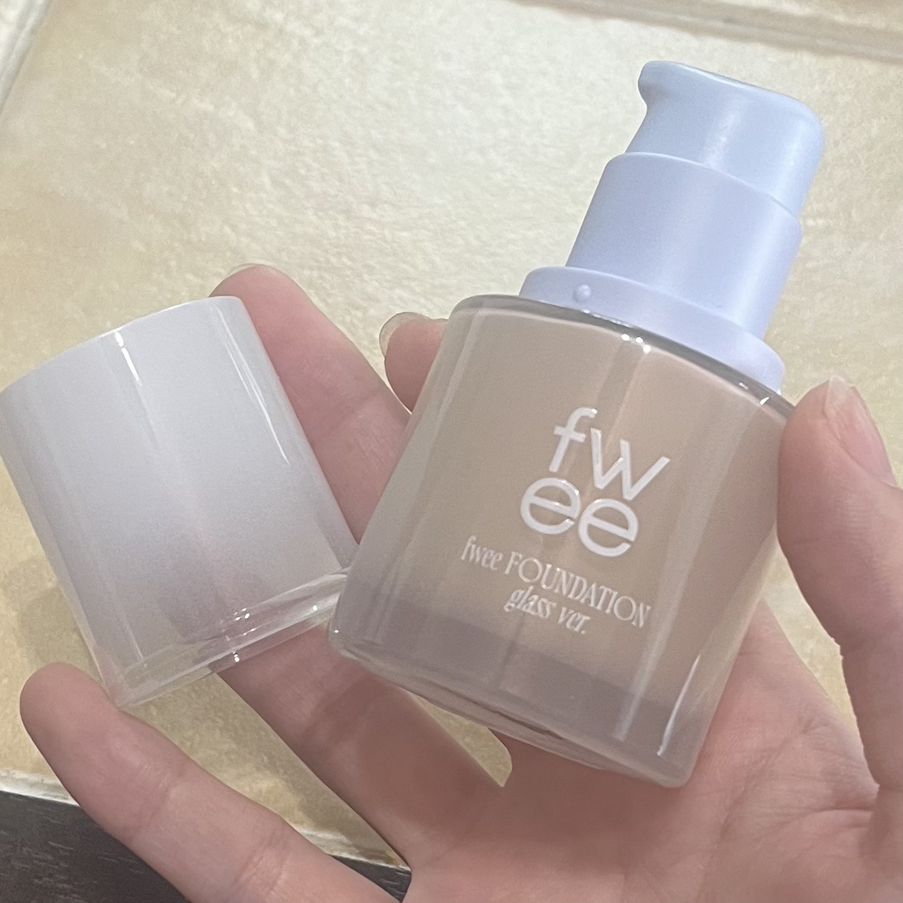 フィーファンデーションガラス/fwee/リキッドファンデーションを使ったクチコミ（2枚目）