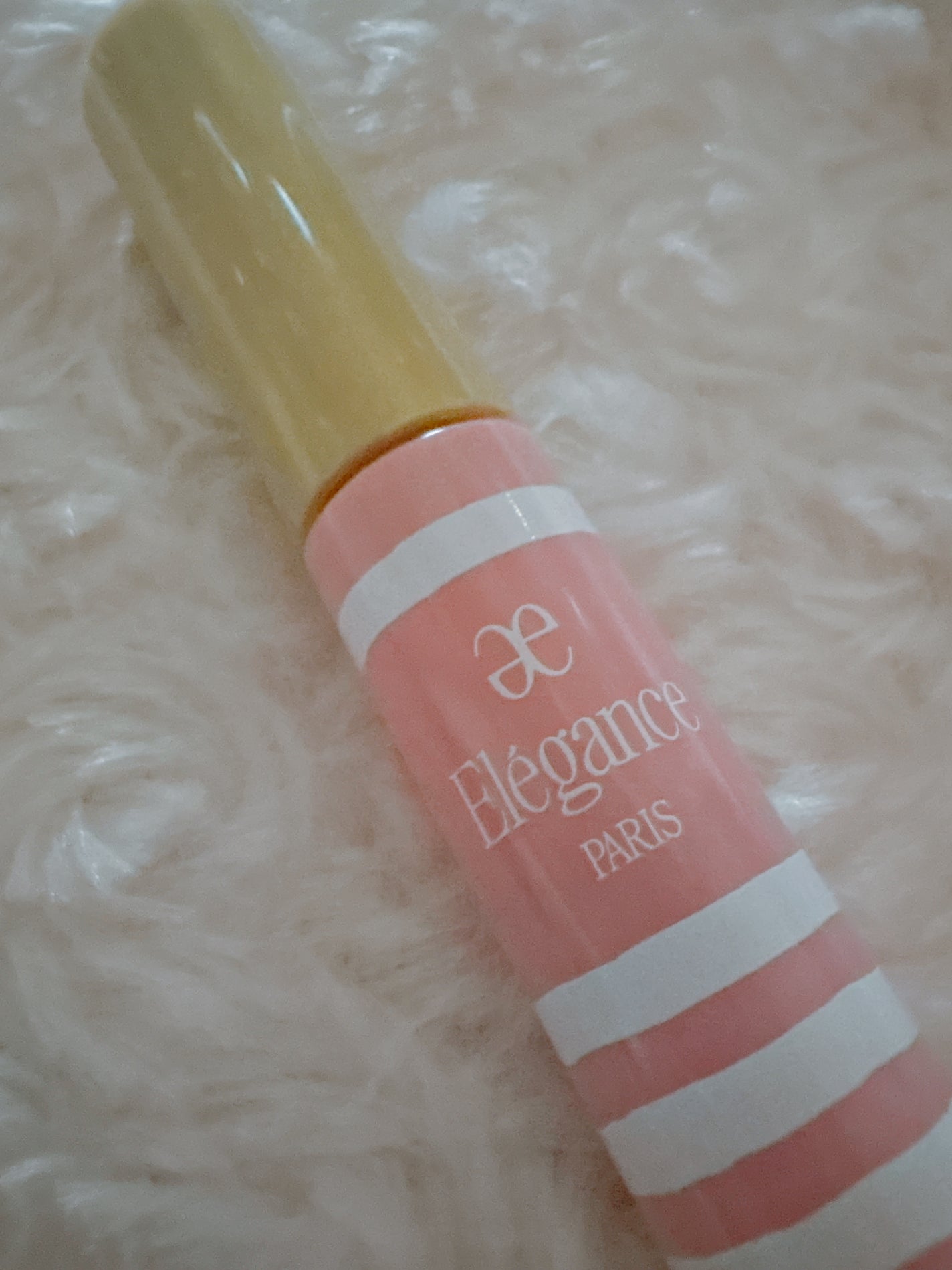 ラ プードル オートニュアンス/Elégance/プレストパウダーを使ったクチコミ(5枚目)