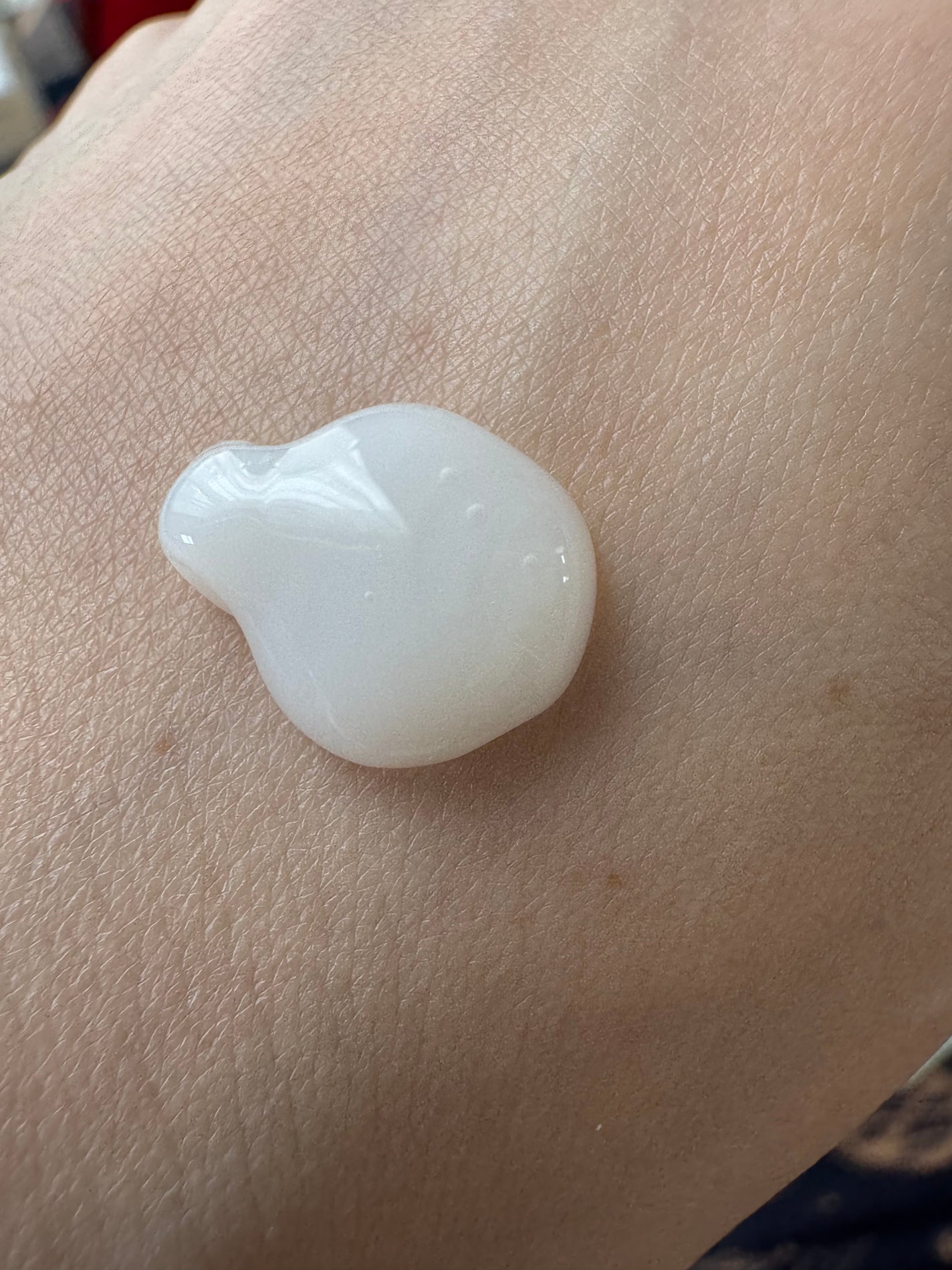 4番 ぷるんとコラーゲン73%セラム/numbuzin/美容液を使ったクチコミ(2枚目)