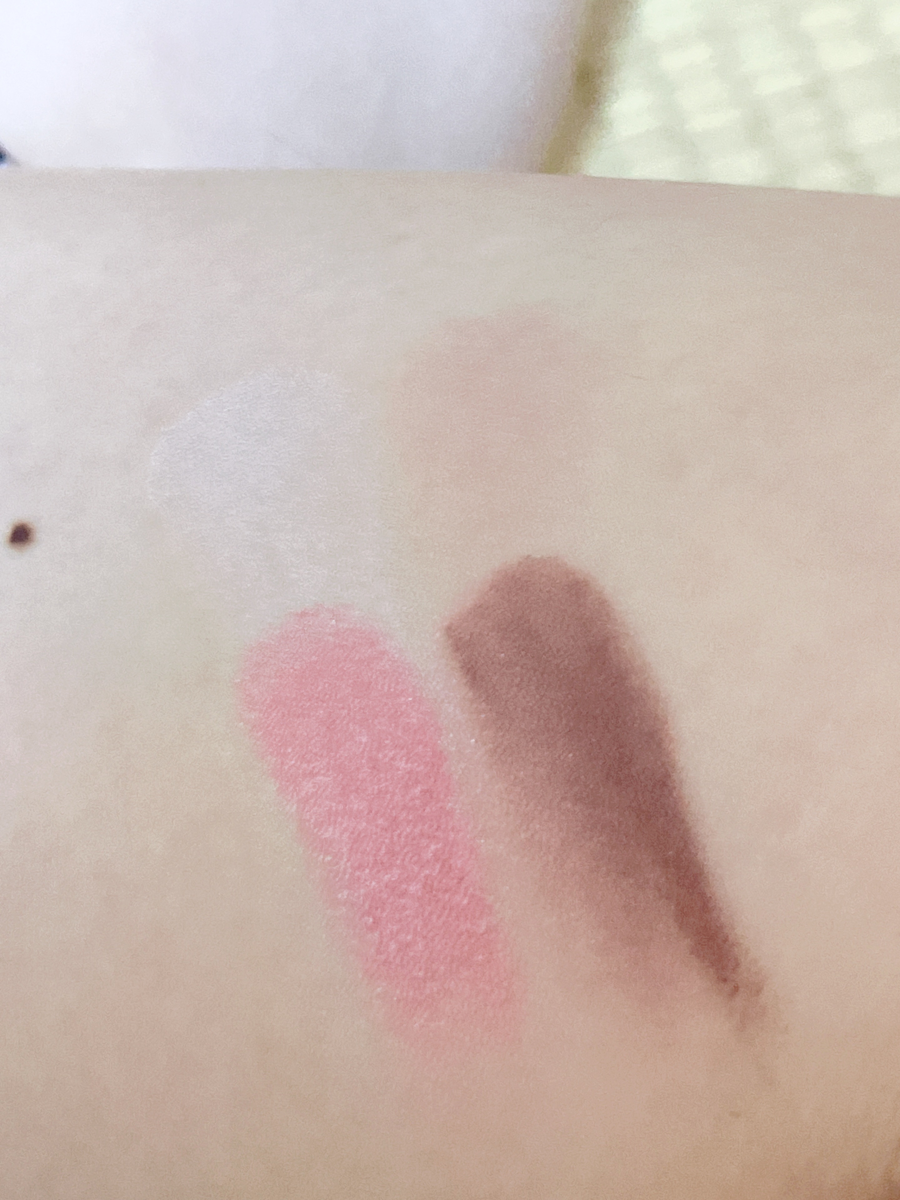 グロッシーリッチ アイズ N/Visée/アイシャドウパレットを使ったクチコミ（2枚目）