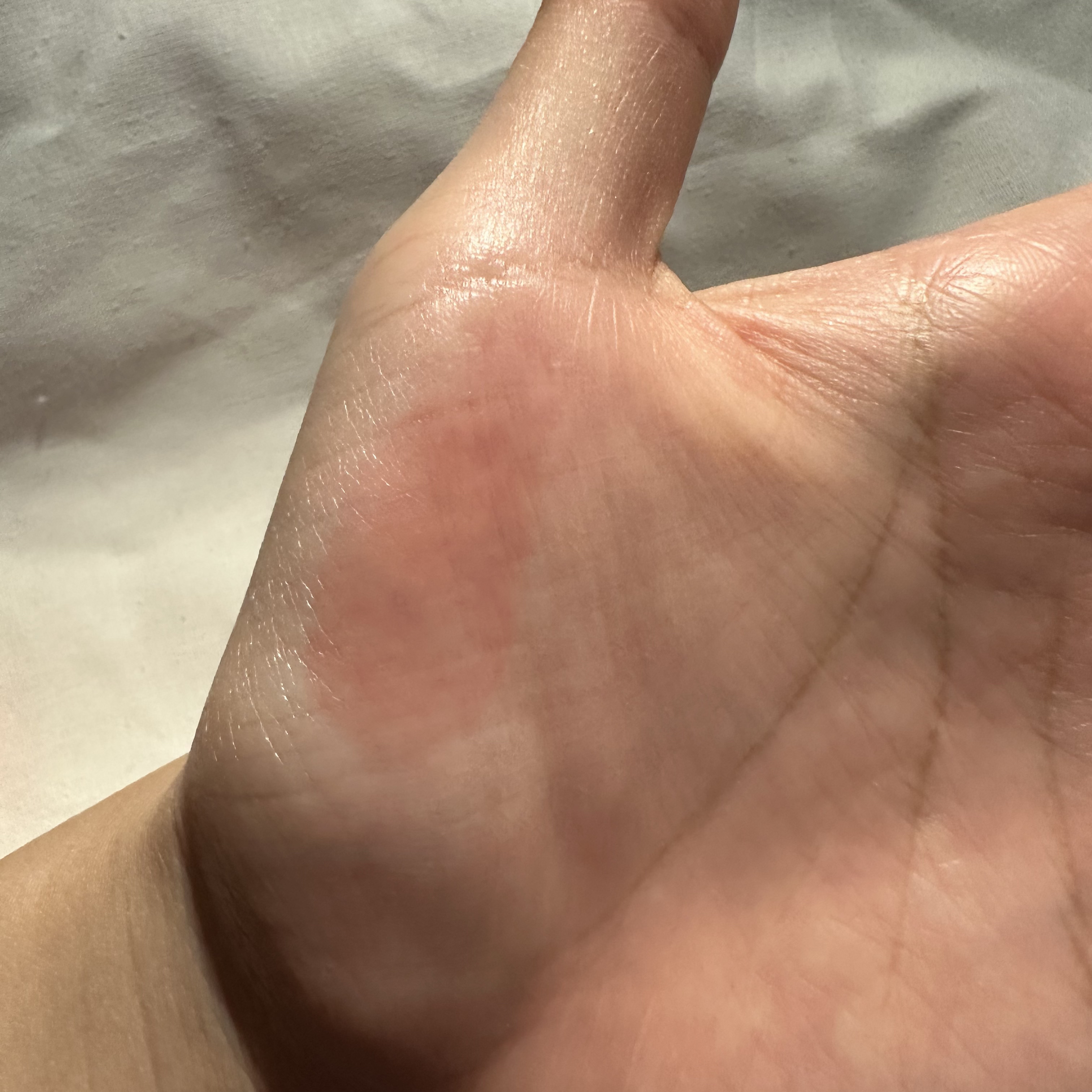 ジューシーデューイグロウティント 01 ピーチグレース/dasique/リップティントを使ったクチコミ（3枚目）