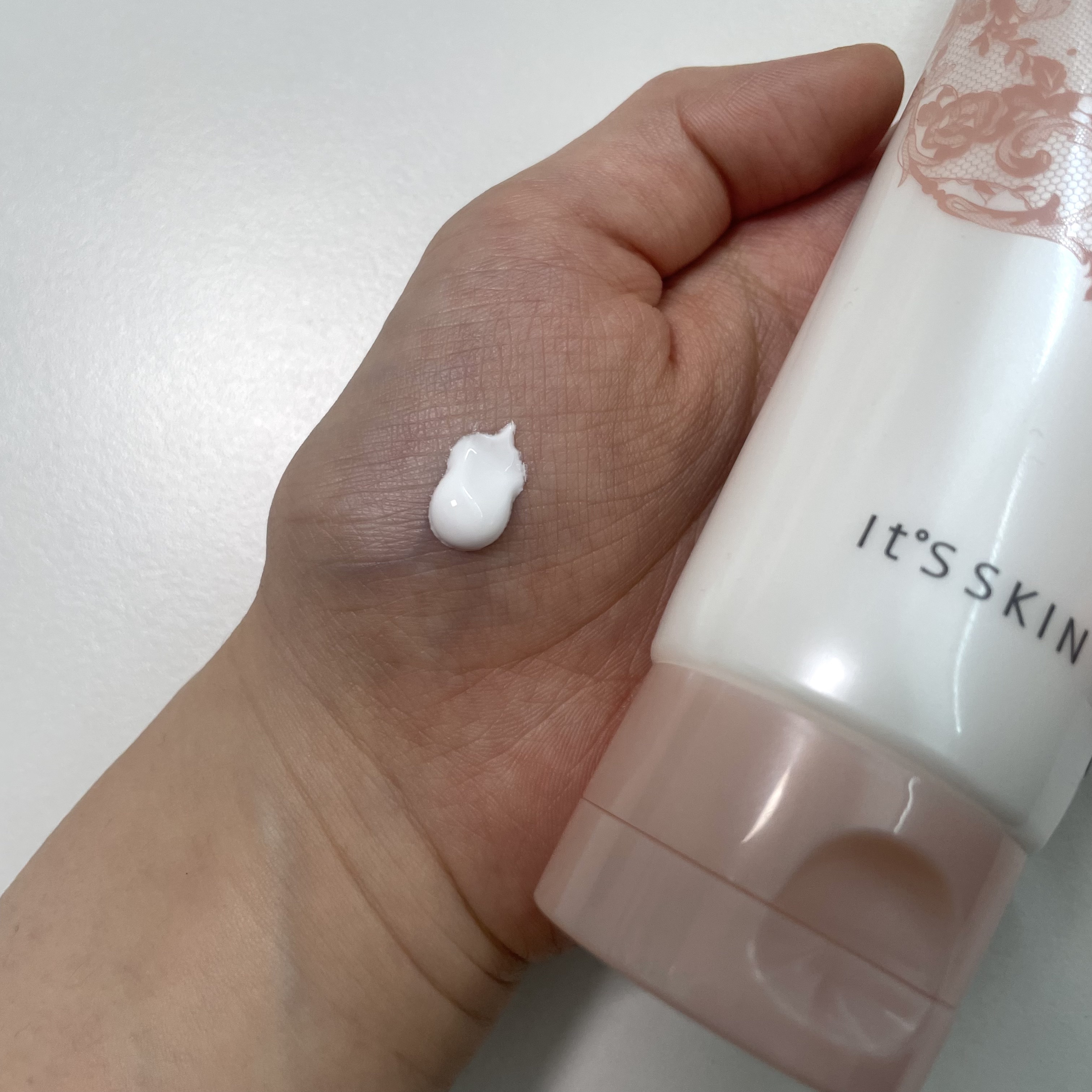 シークレットソルーションウェディングドレスピュアクリーム/It's skin/フェイスクリームを使ったクチコミ（2枚目）
